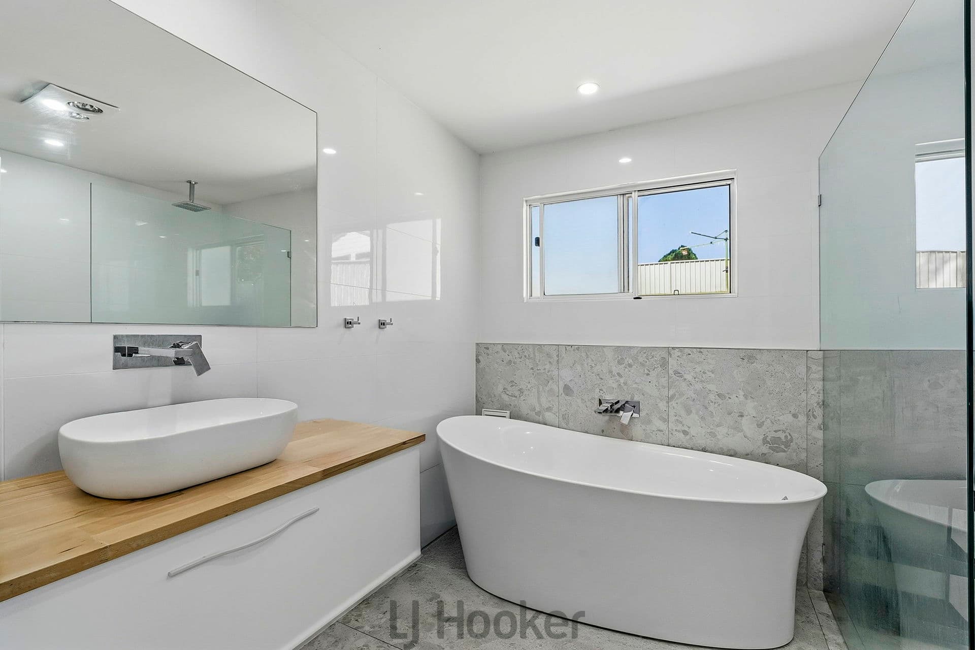 81 Enterprise Way, Woodrising, Woodrising - Thumbnail 4