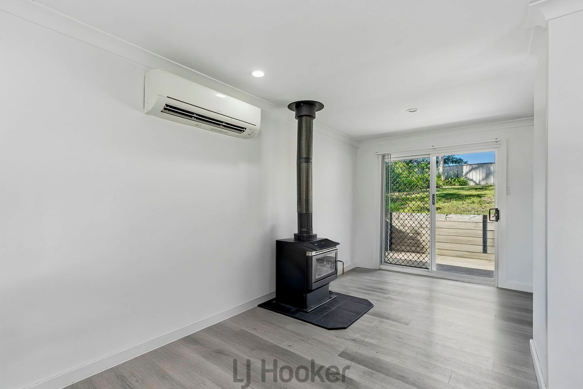 81 Enterprise Way, Woodrising, Woodrising - Thumbnail 6