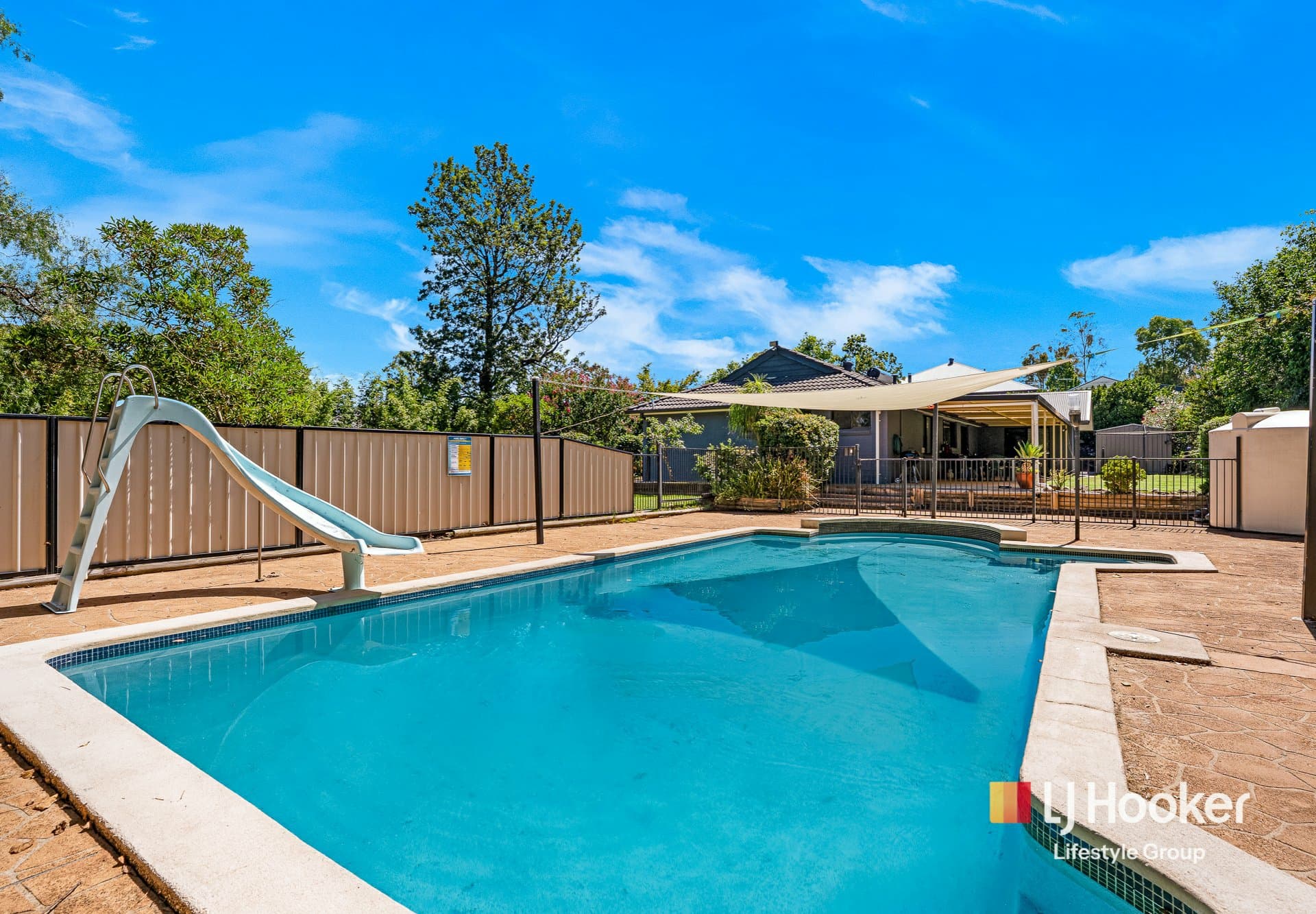 9 Taylors Road, Silverdale, Silverdale - Thumbnail 2