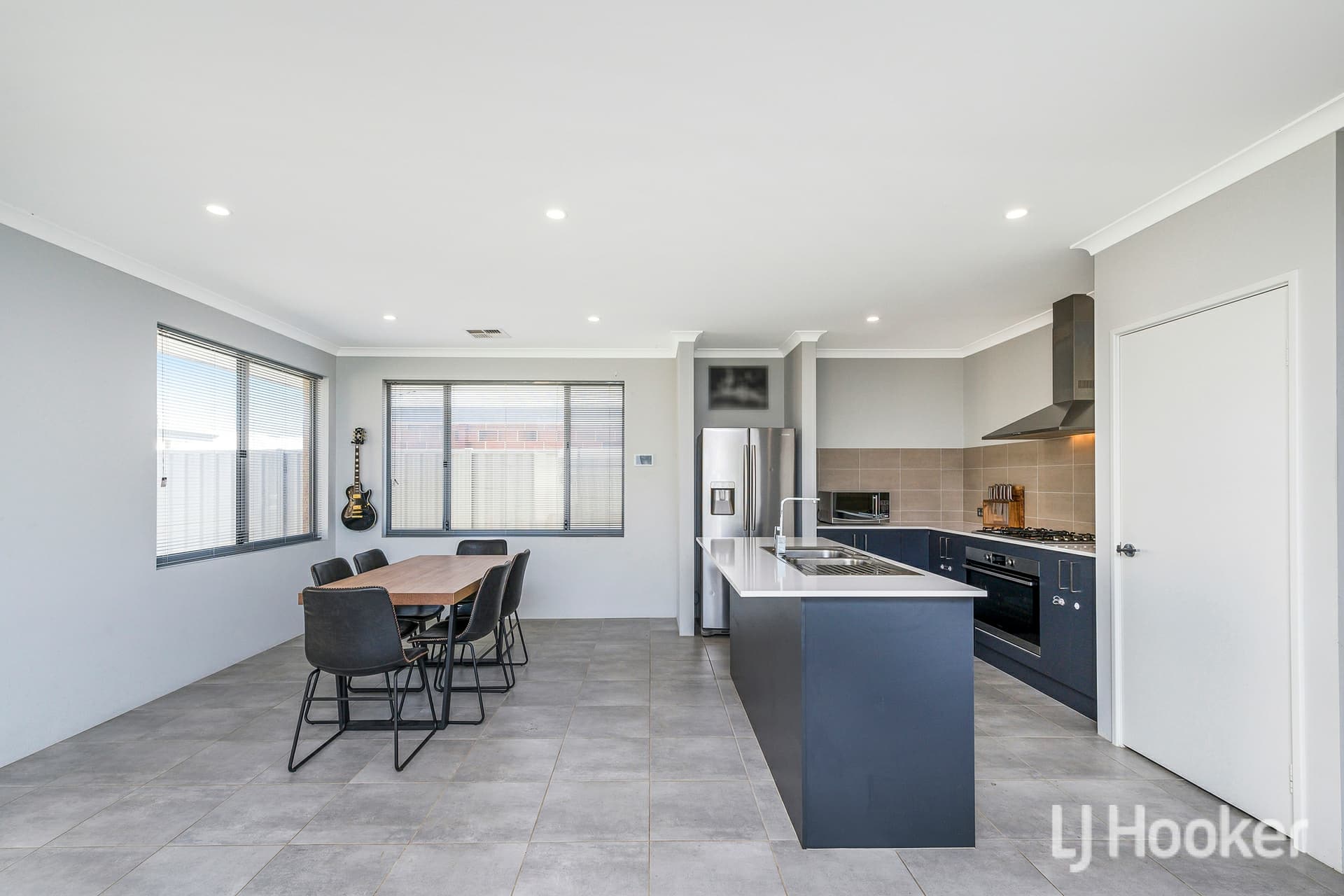 166 Kokoda Boulevard, Byford, Byford - Thumbnail 6