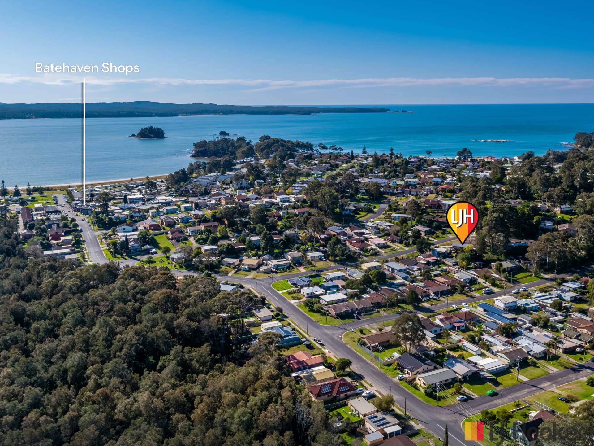 16 Bernadette Boulevard, Batehaven, Batehaven - Thumbnail 2