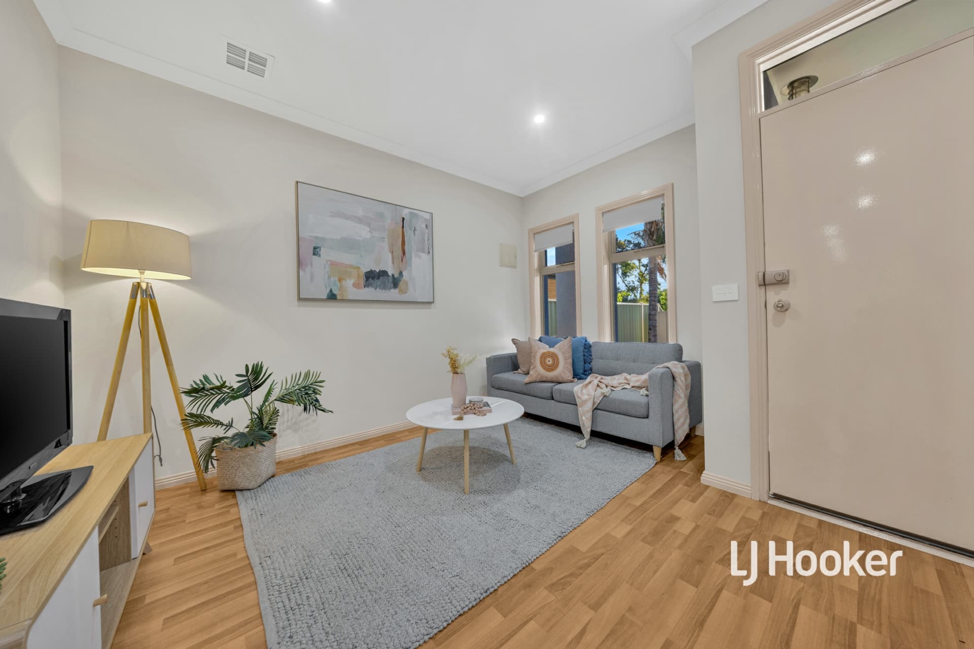 1/41 Hyde Park Terrace, Point Cook, Point Cook - Thumbnail 2