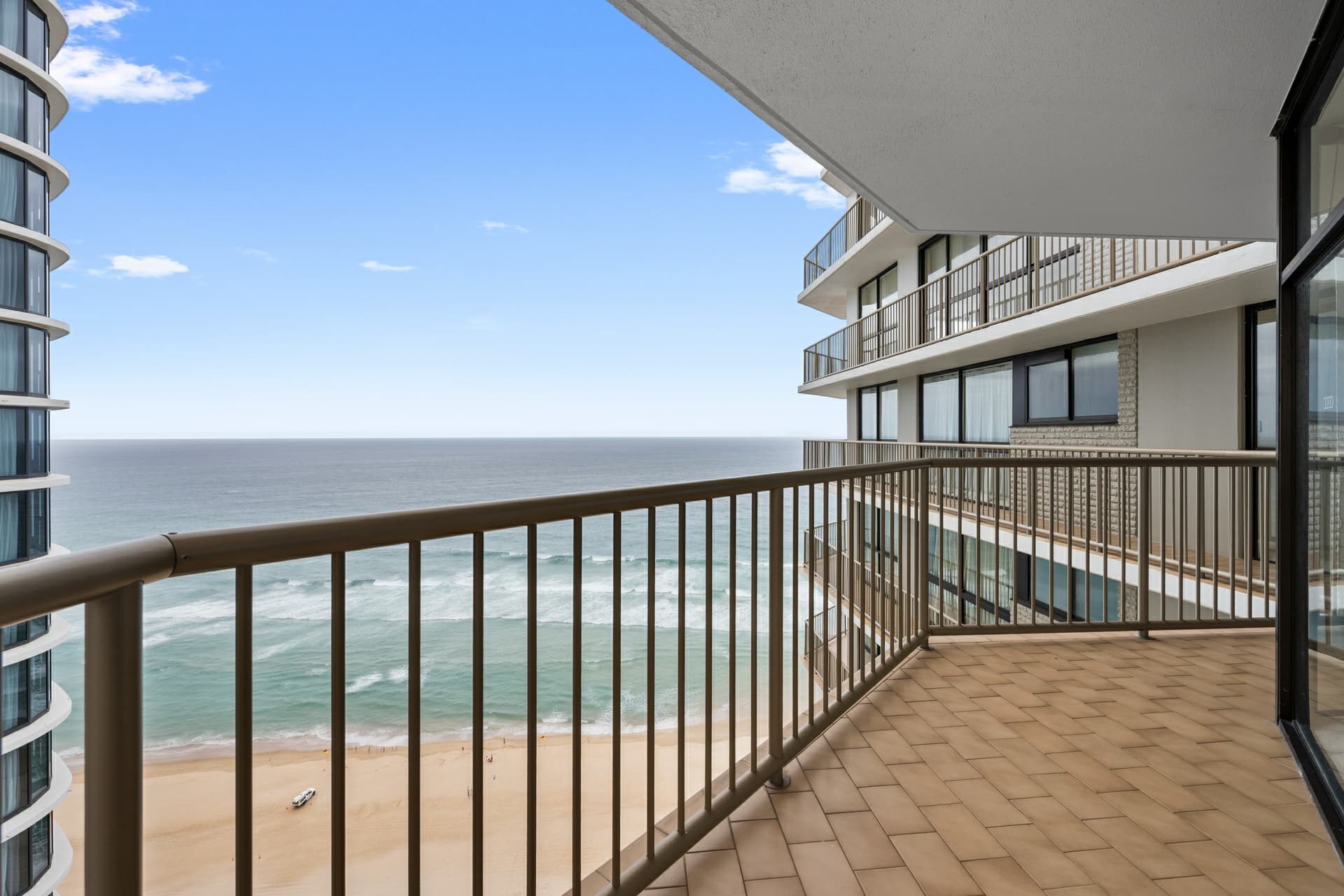 30D/80 The Esplanade, Surfers Paradise, Surfers Paradise - Thumbnail 2