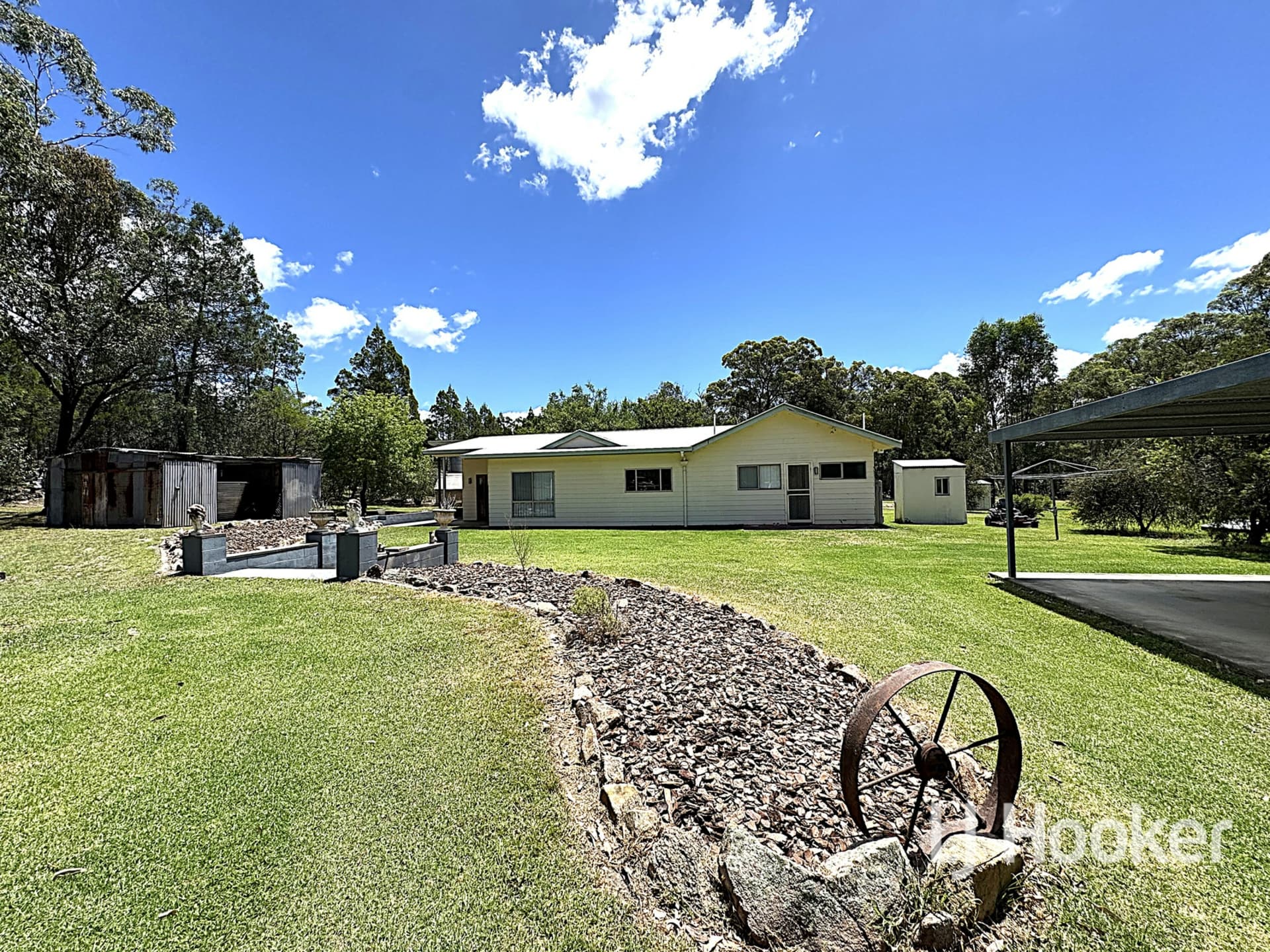 15257 Guyra Road, Gilgai, Gilgai - Image 1