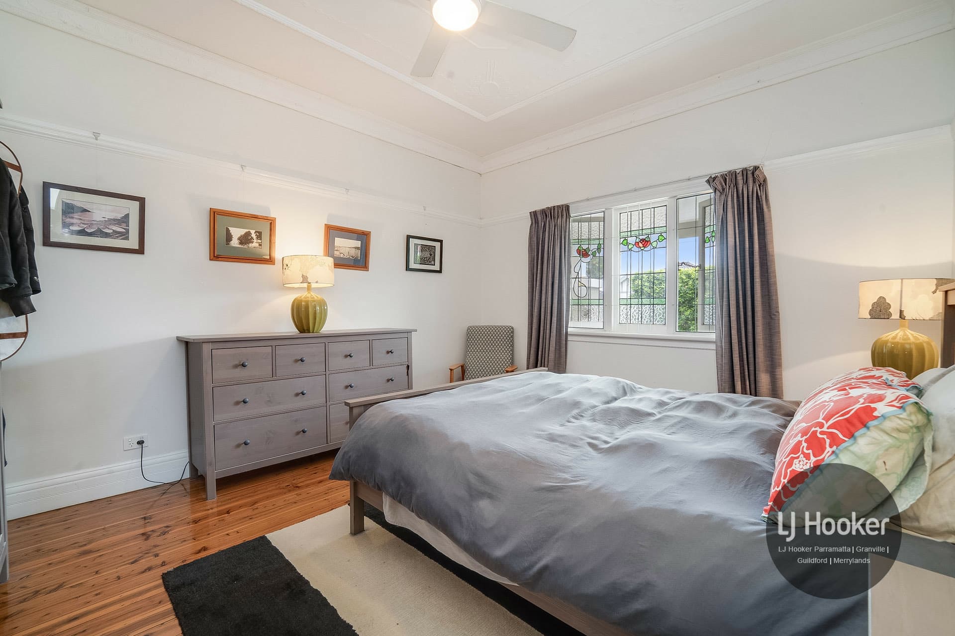 147 The Trongate, Granville, Granville - Thumbnail 4