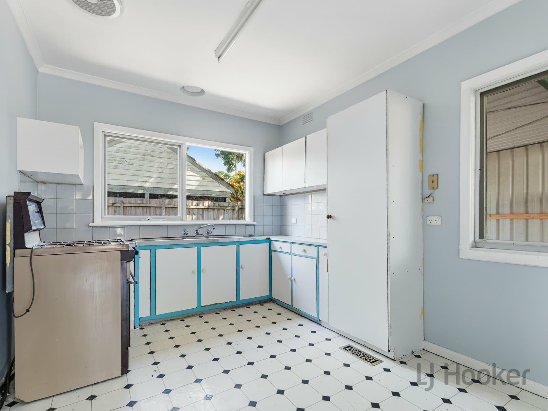 27 Royalden Close, Boronia, Boronia - Thumbnail 6