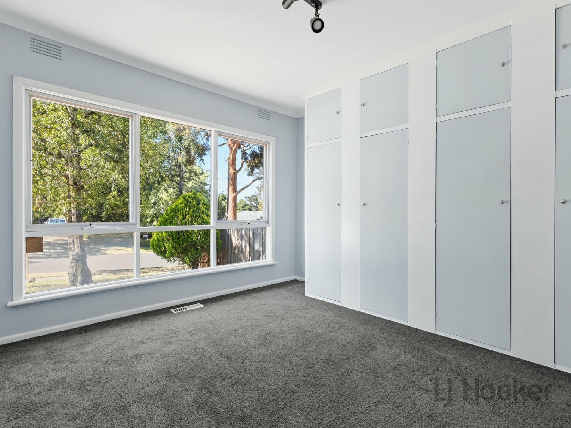 27 Royalden Close, Boronia, Boronia - Thumbnail 7