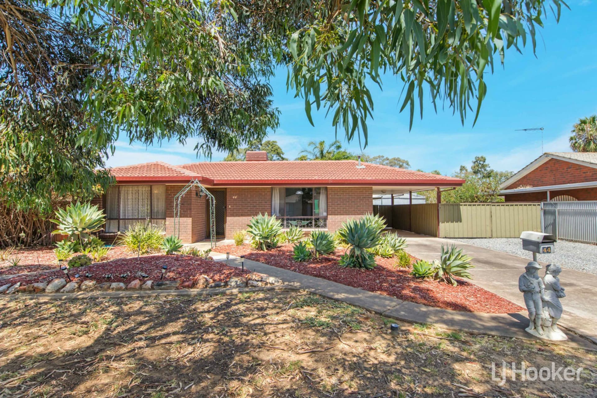 44 Maguire Crescent, Burton, Burton - Thumbnail 2