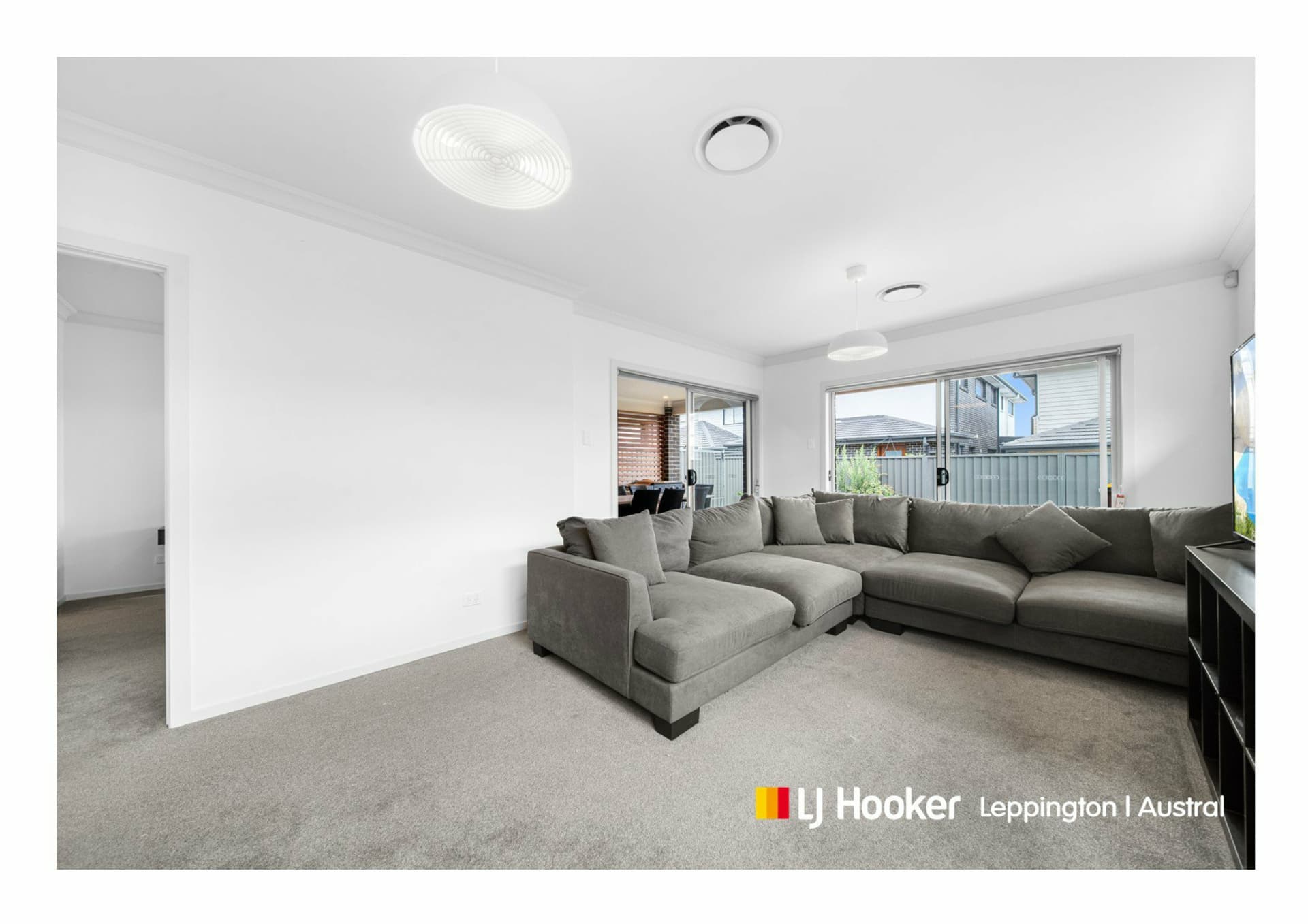 24 Rosebuds Circuit, Leppington, Leppington - Thumbnail 3