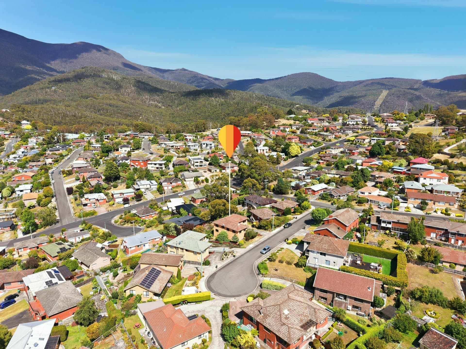 8 Cowley Place, Lenah Valley, Lenah Valley - Thumbnail 5
