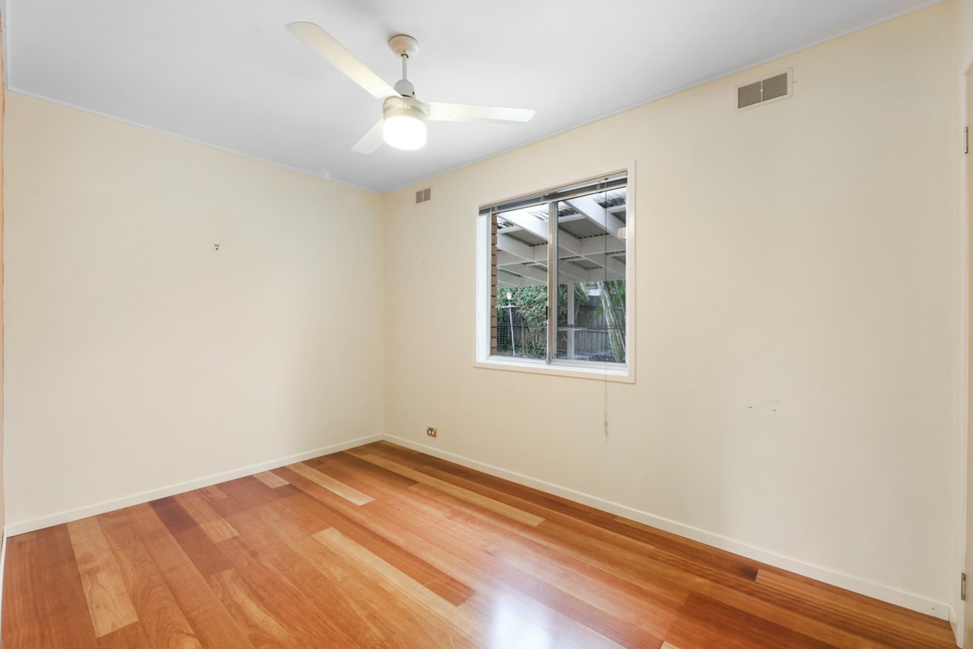 38 Sungold Avenue, Southport, Southport - Thumbnail 8