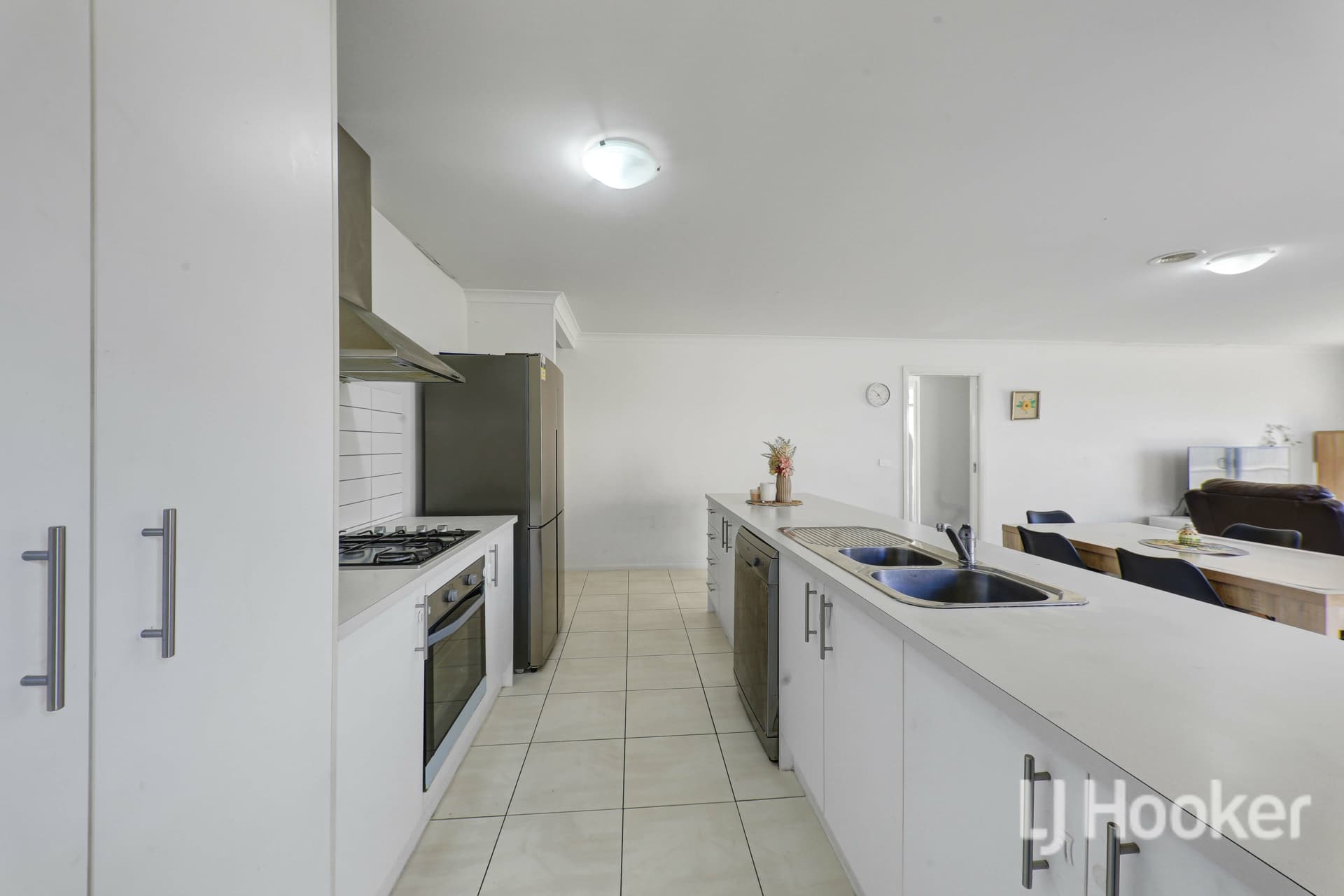 6 Robinson Drive, Weir Views, Weir Views - Thumbnail 6