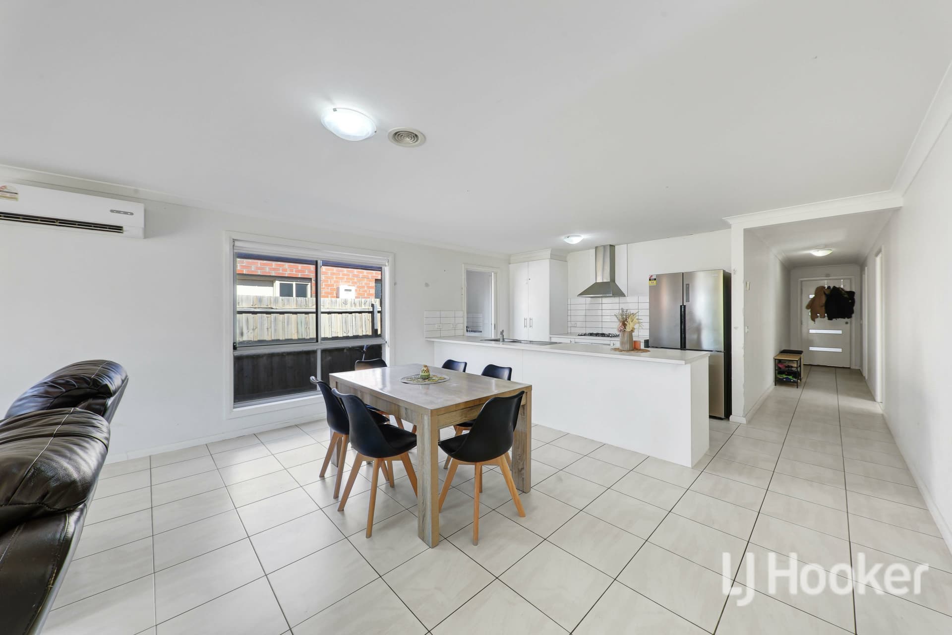 6 Robinson Drive, Weir Views, Weir Views - Thumbnail 8