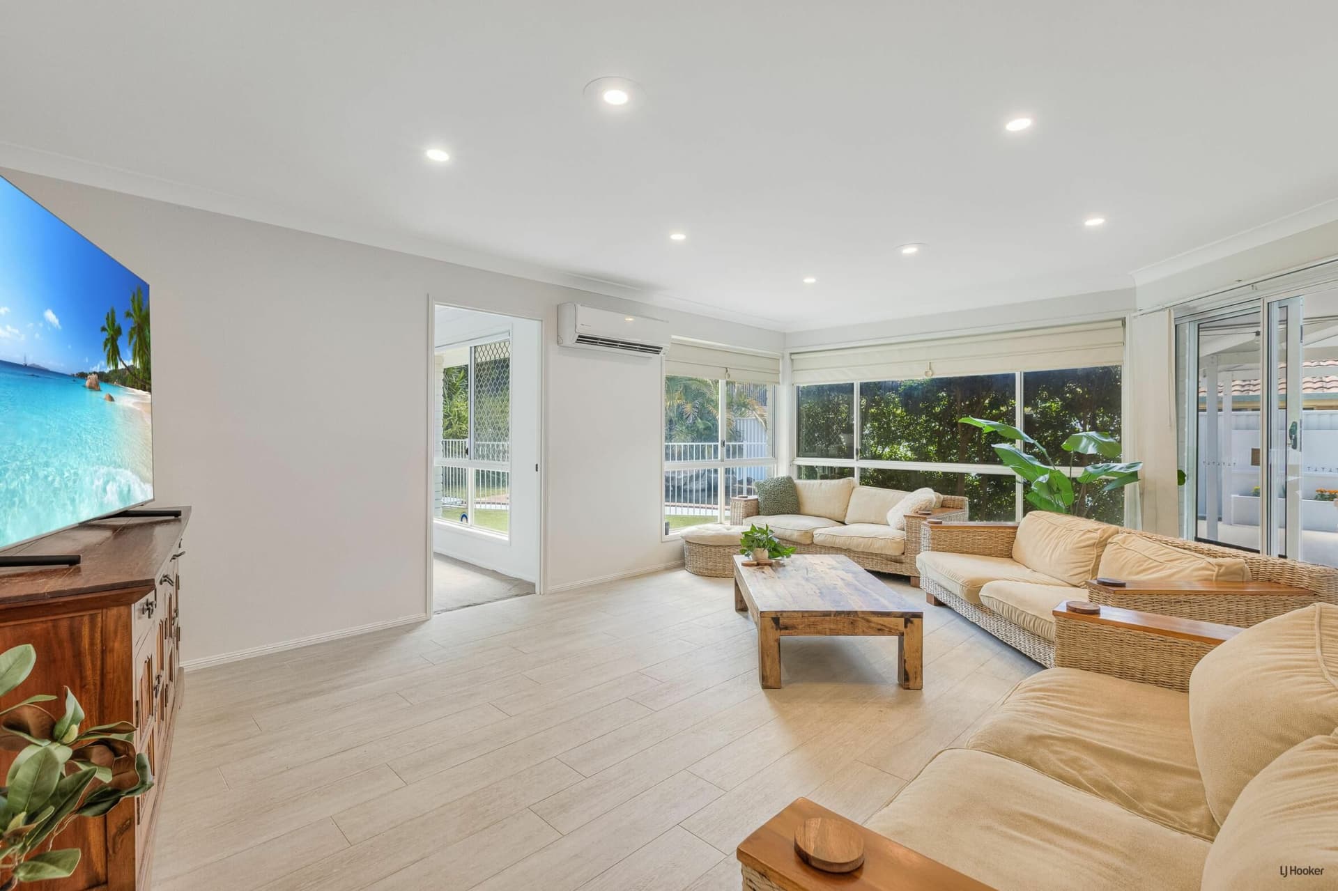 206 Darlington Drive, Banora Point, Banora Point - Thumbnail 4