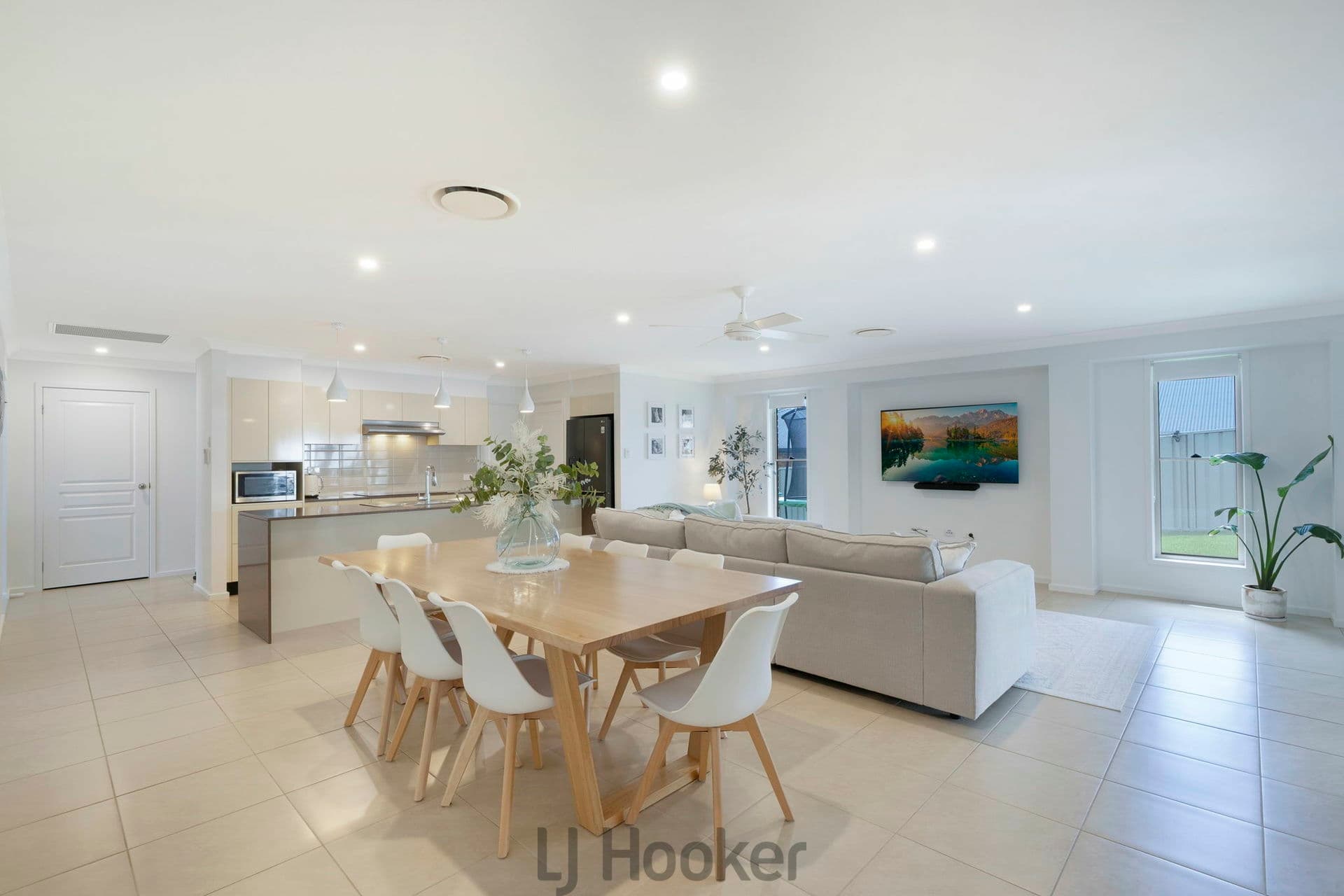 9 Fred Avery Drive, Buttaba, Buttaba - Image 1