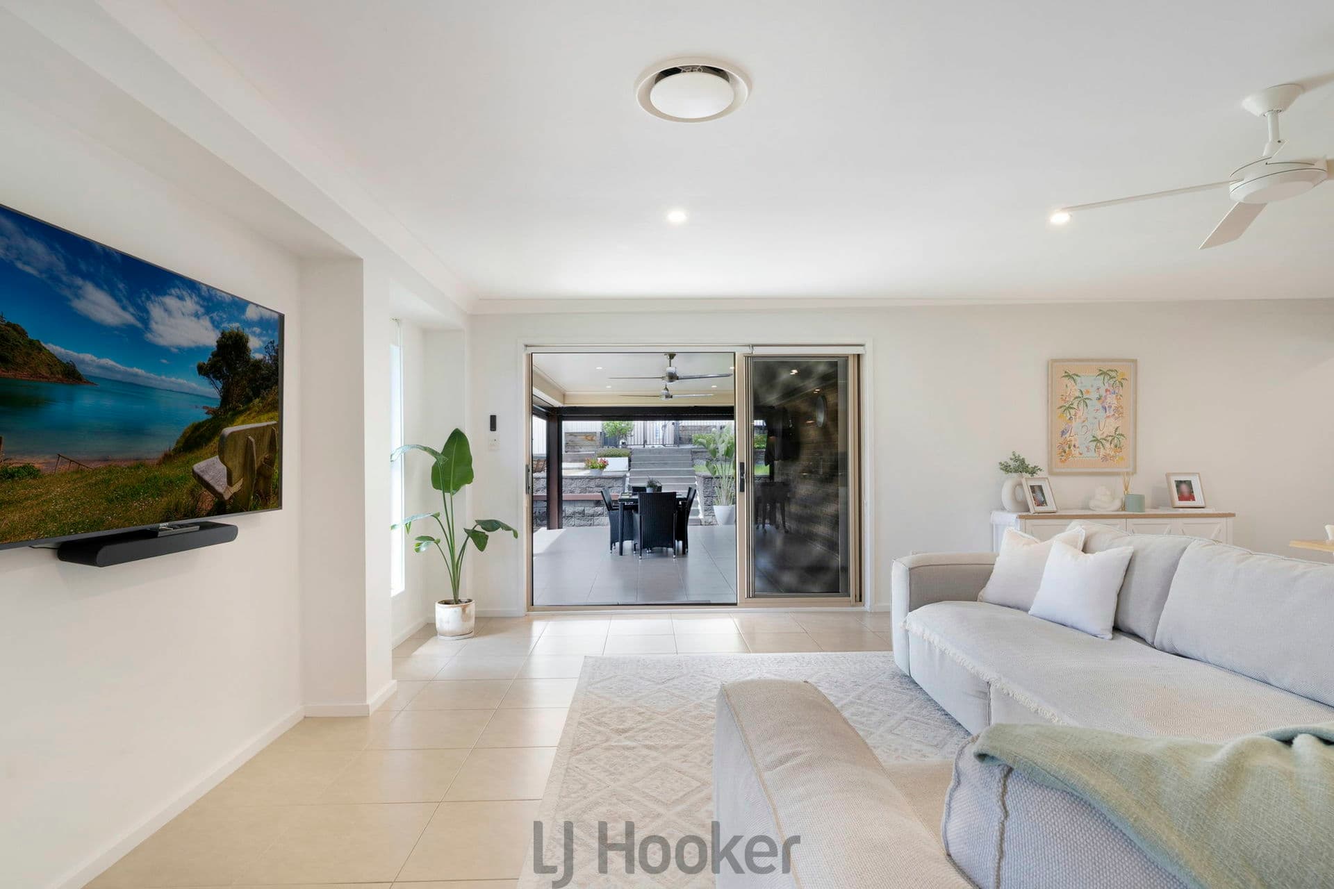 9 Fred Avery Drive, Buttaba, Buttaba - Thumbnail 3