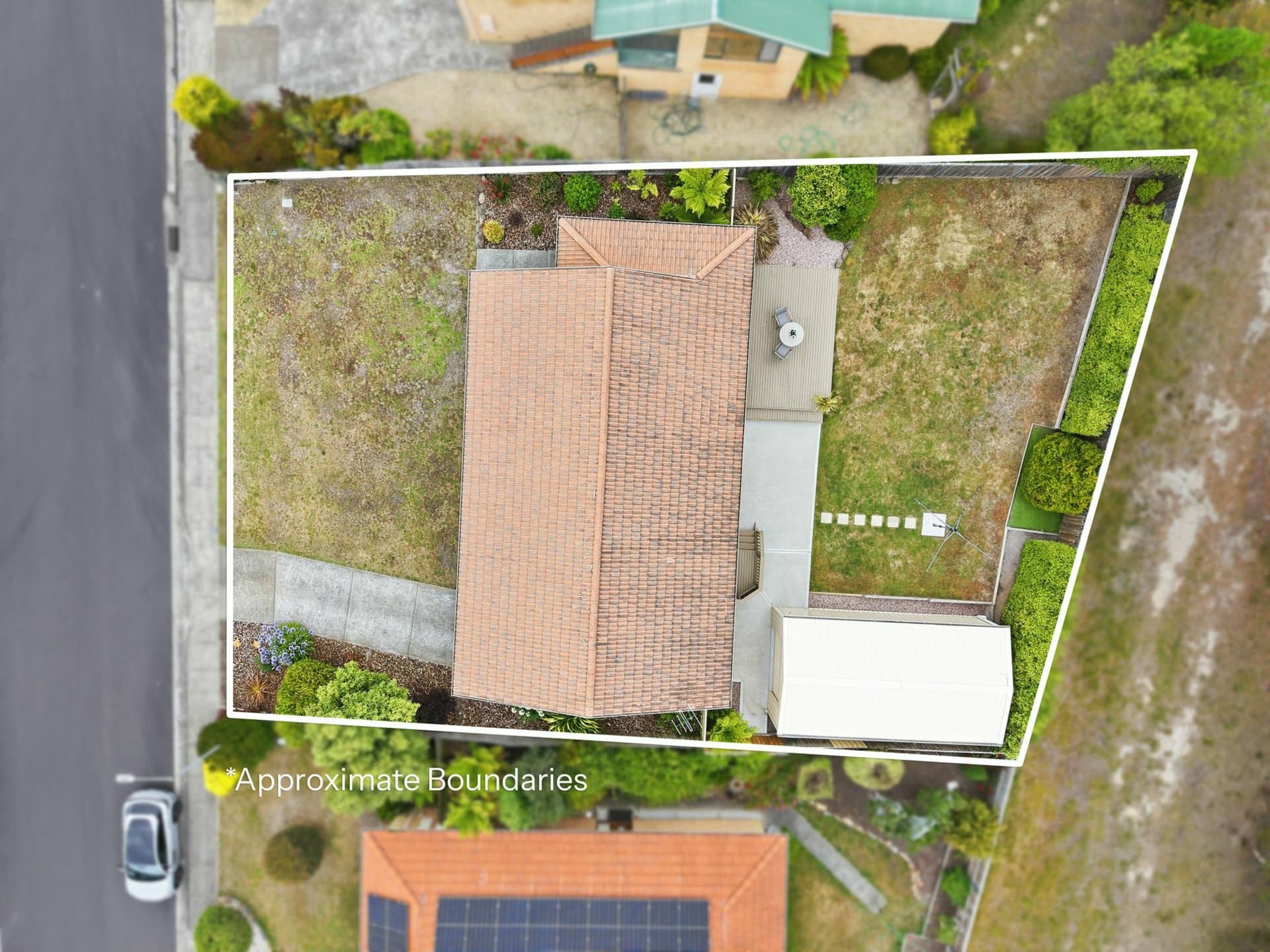 12 Graelee Court, Kingston, Kingston - Thumbnail 2