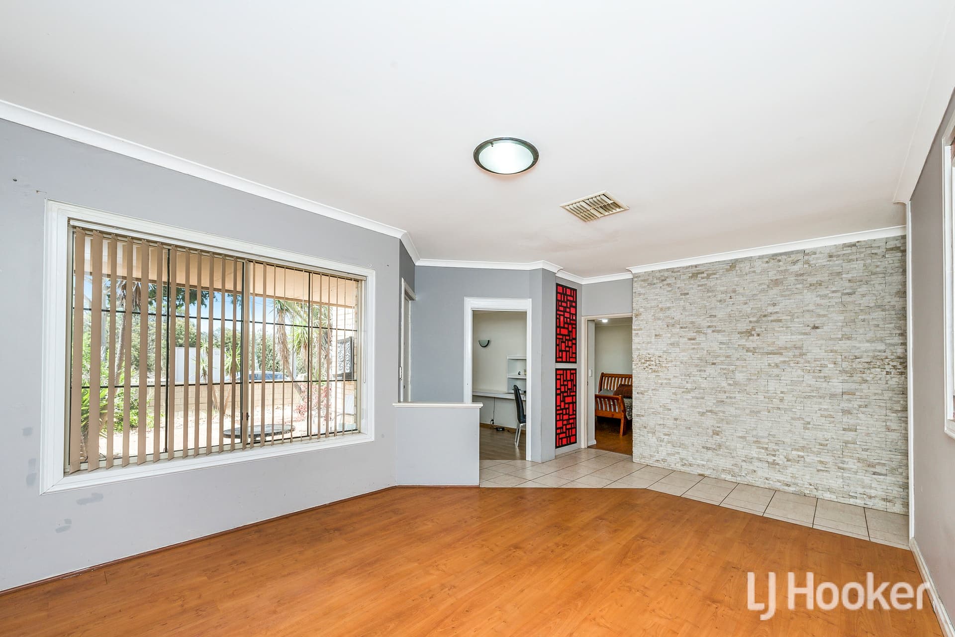 229 Warton Road, Thornlie, Thornlie - Thumbnail 3