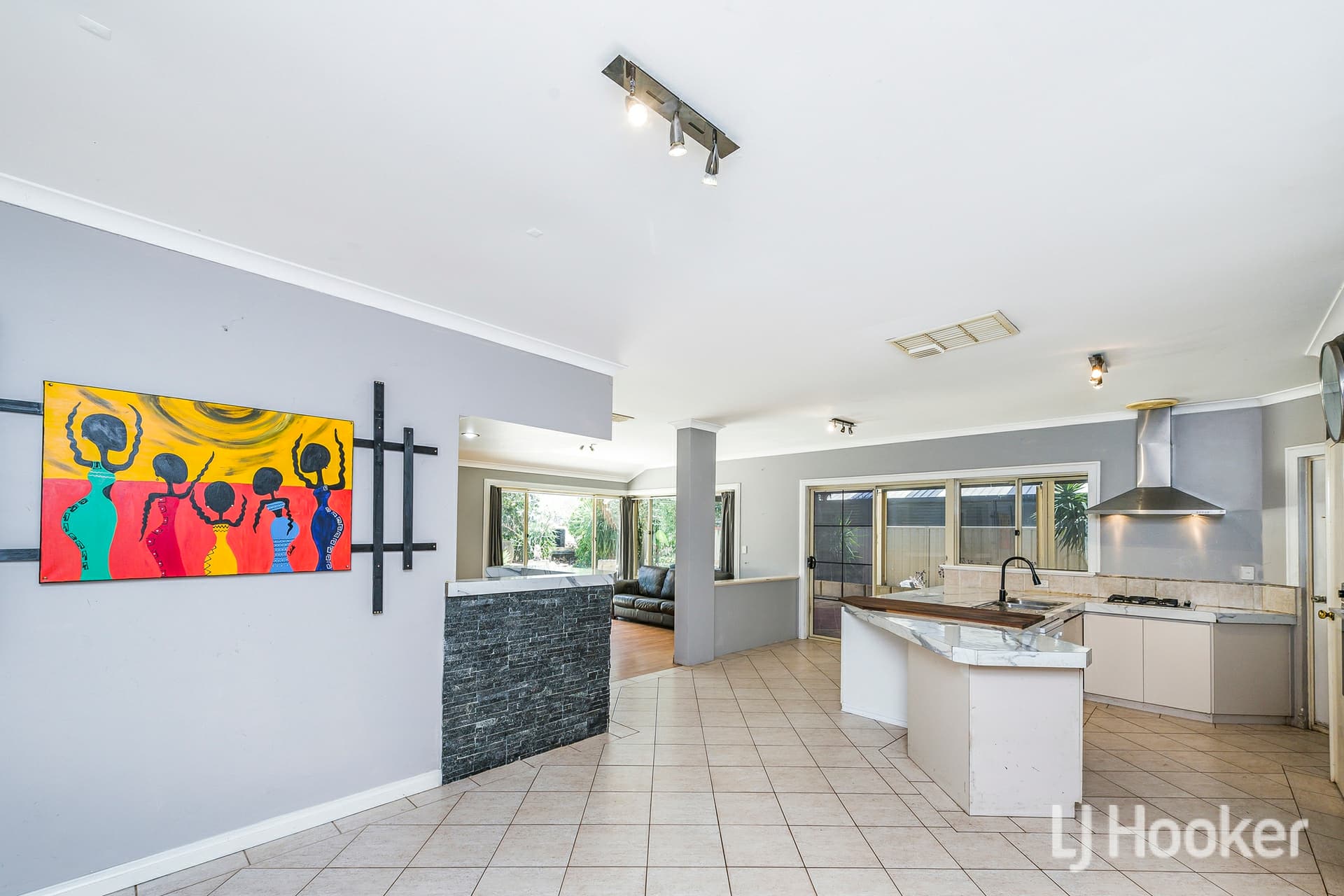 229 Warton Road, Thornlie, Thornlie - Thumbnail 6