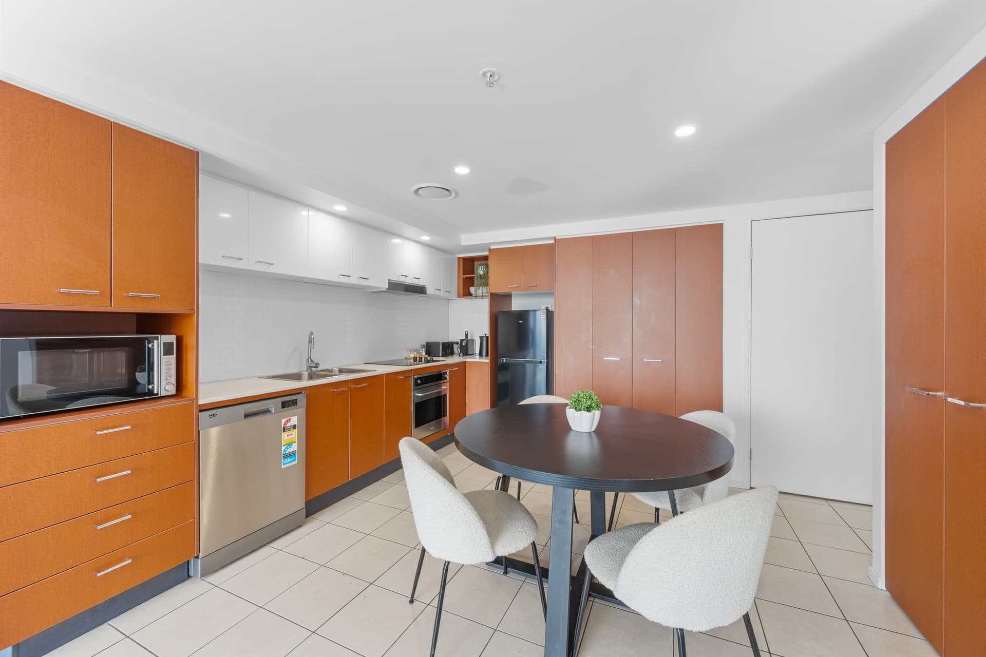 2351/23 Ferny Avenue, Surfers Paradise, Surfers Paradise - Thumbnail 7