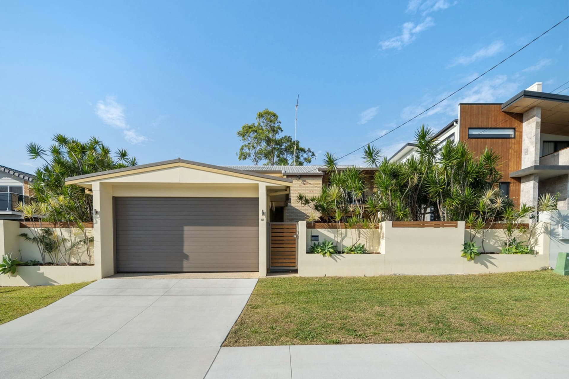 51 Cotlew Street, Southport, Southport - Thumbnail 2
