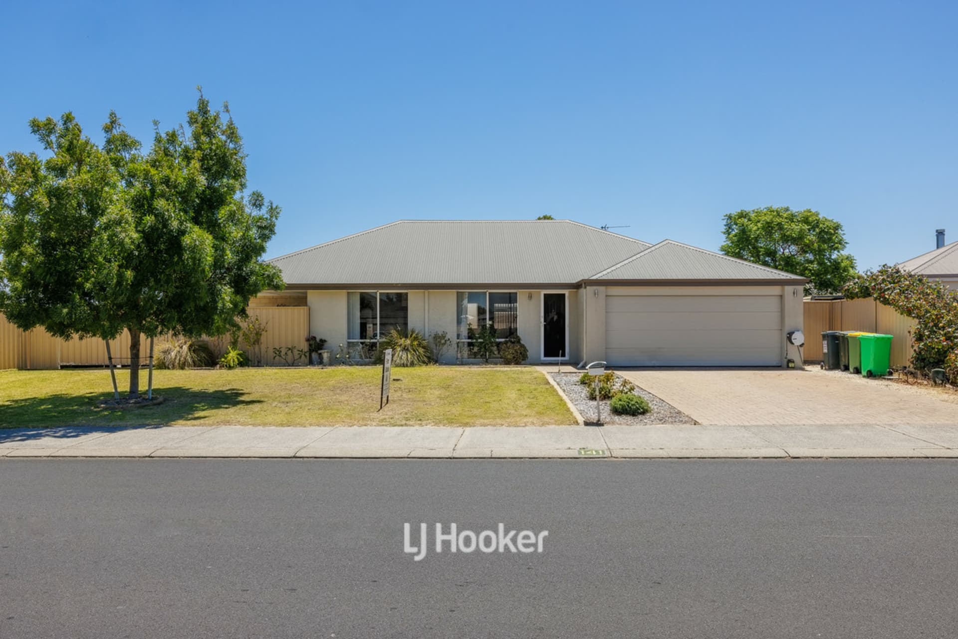 141 Braidwood Drive, Australind, Australind - Thumbnail 2