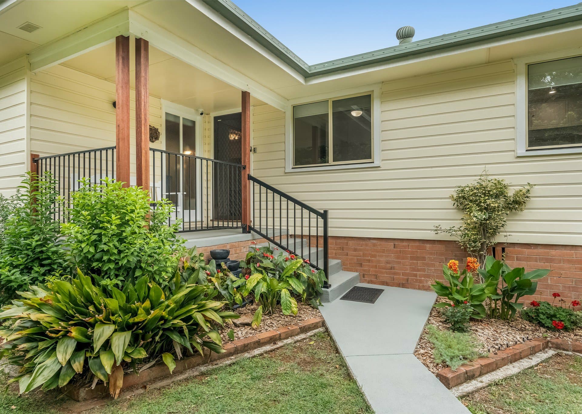 1 Francis Avenue, Wollongbar, Wollongbar - Thumbnail 2