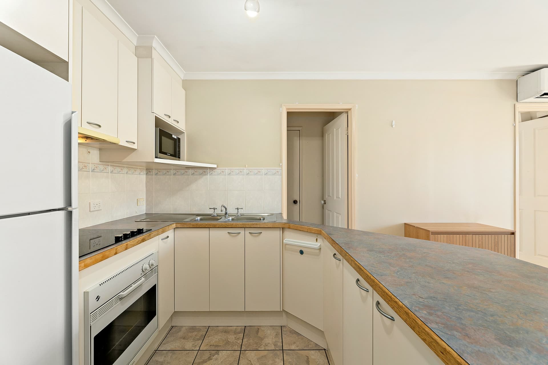 11 Mawalan Street, Ngunnawal, Ngunnawal - Thumbnail 4