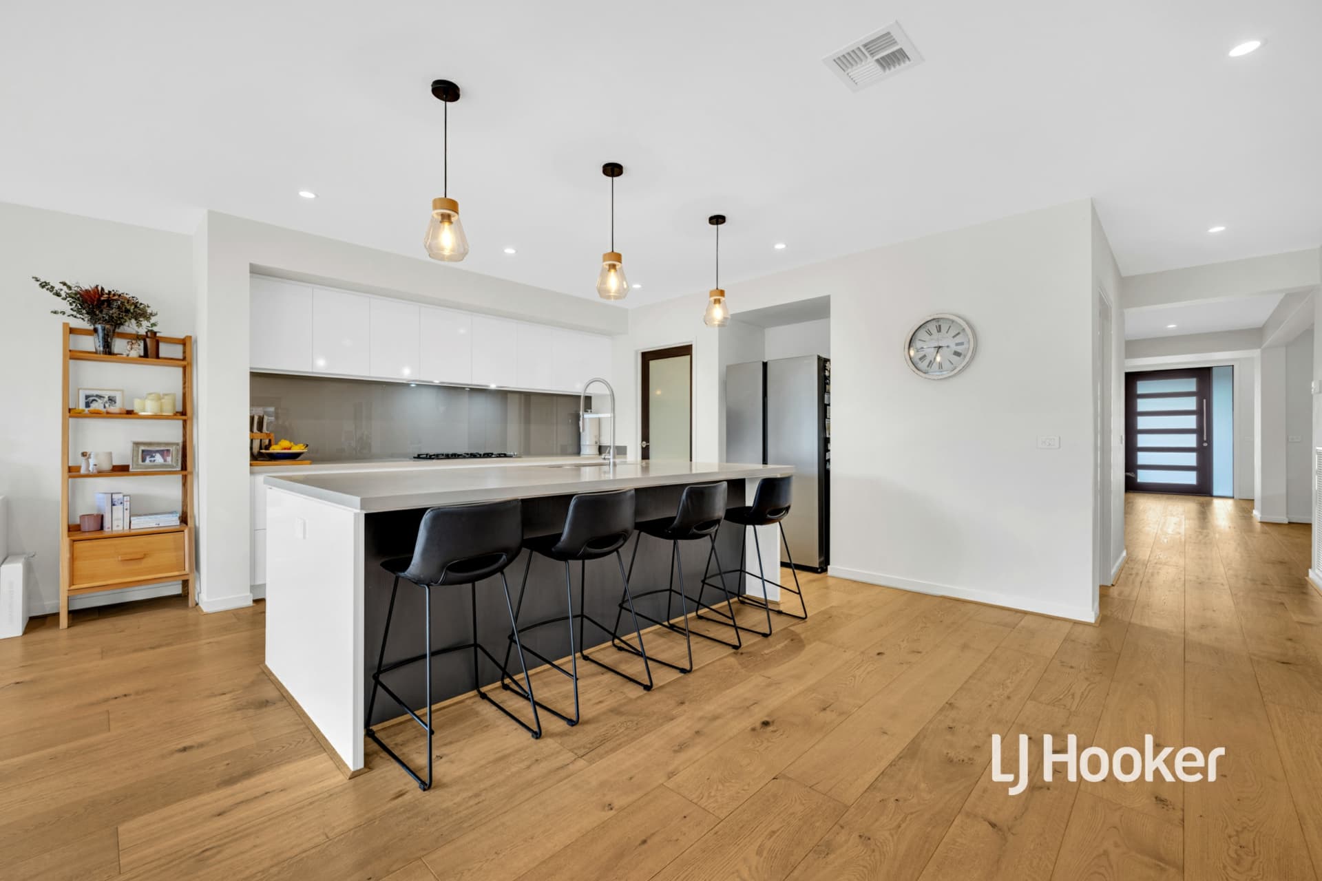 19 Wicker Street, Werribee, Werribee - Thumbnail 3
