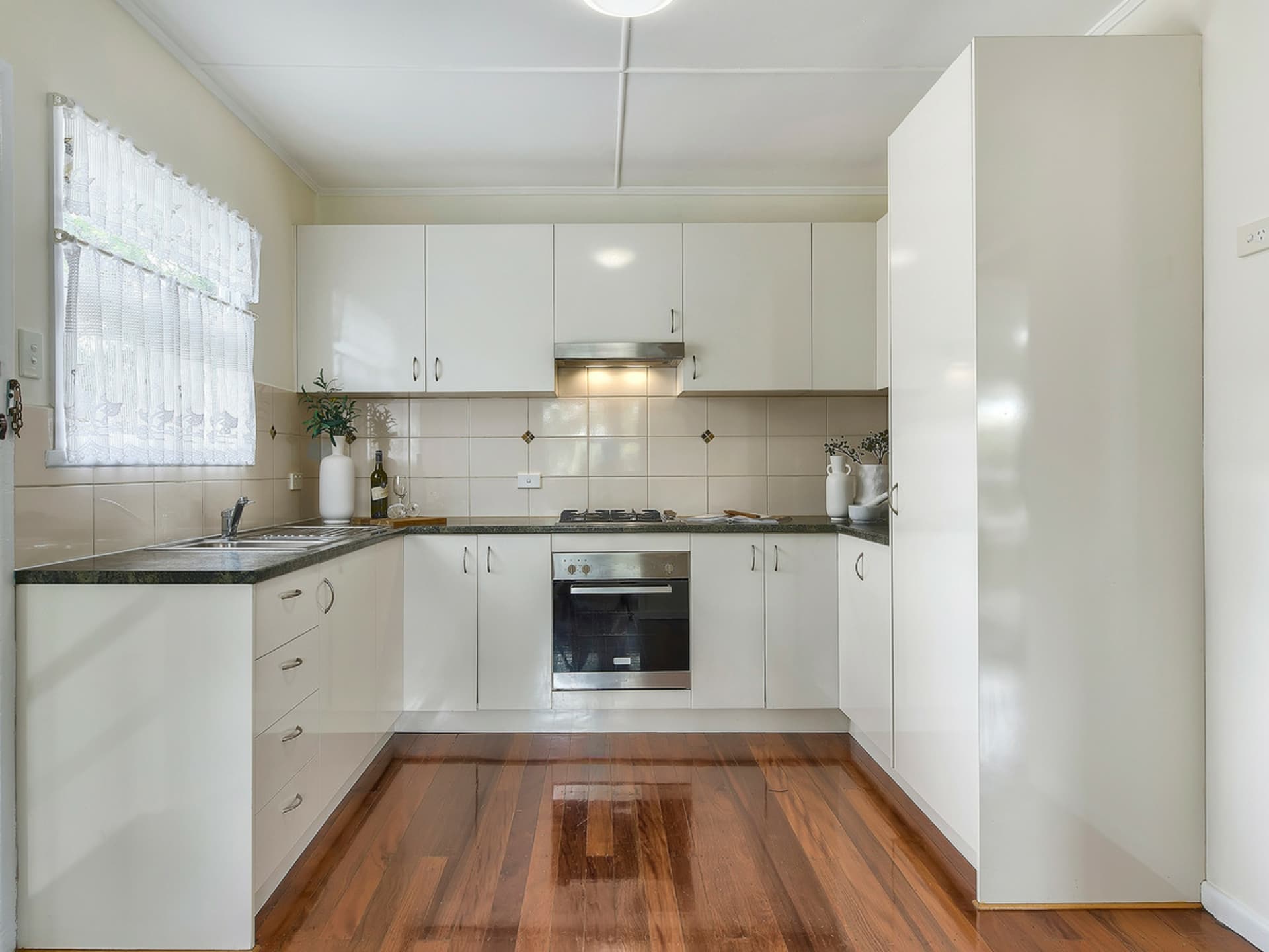 554 Stafford Road, Stafford, Stafford - Thumbnail 6