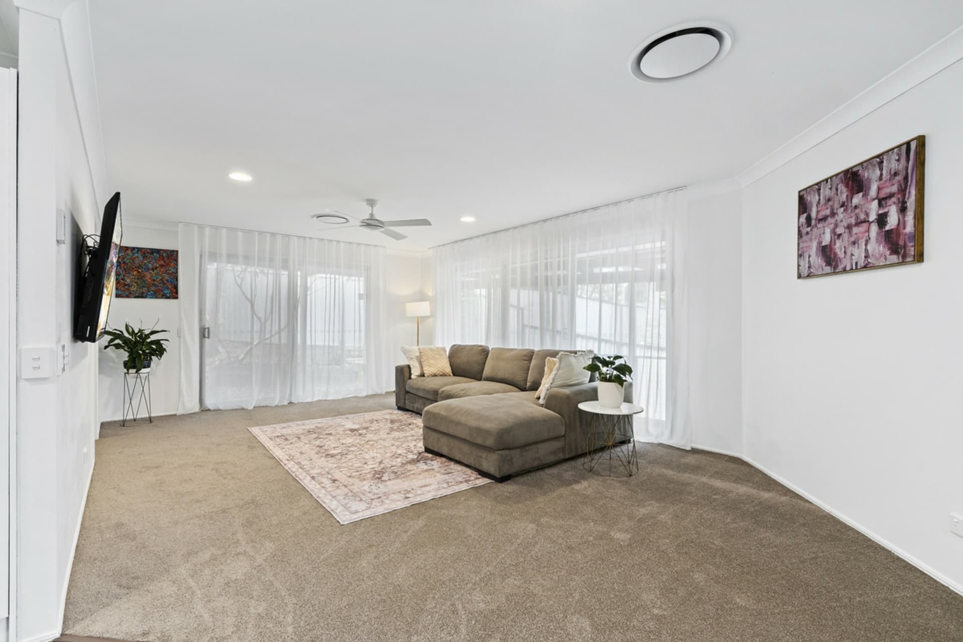 49 Riverpark Drive, Nerang, Nerang - Thumbnail 2