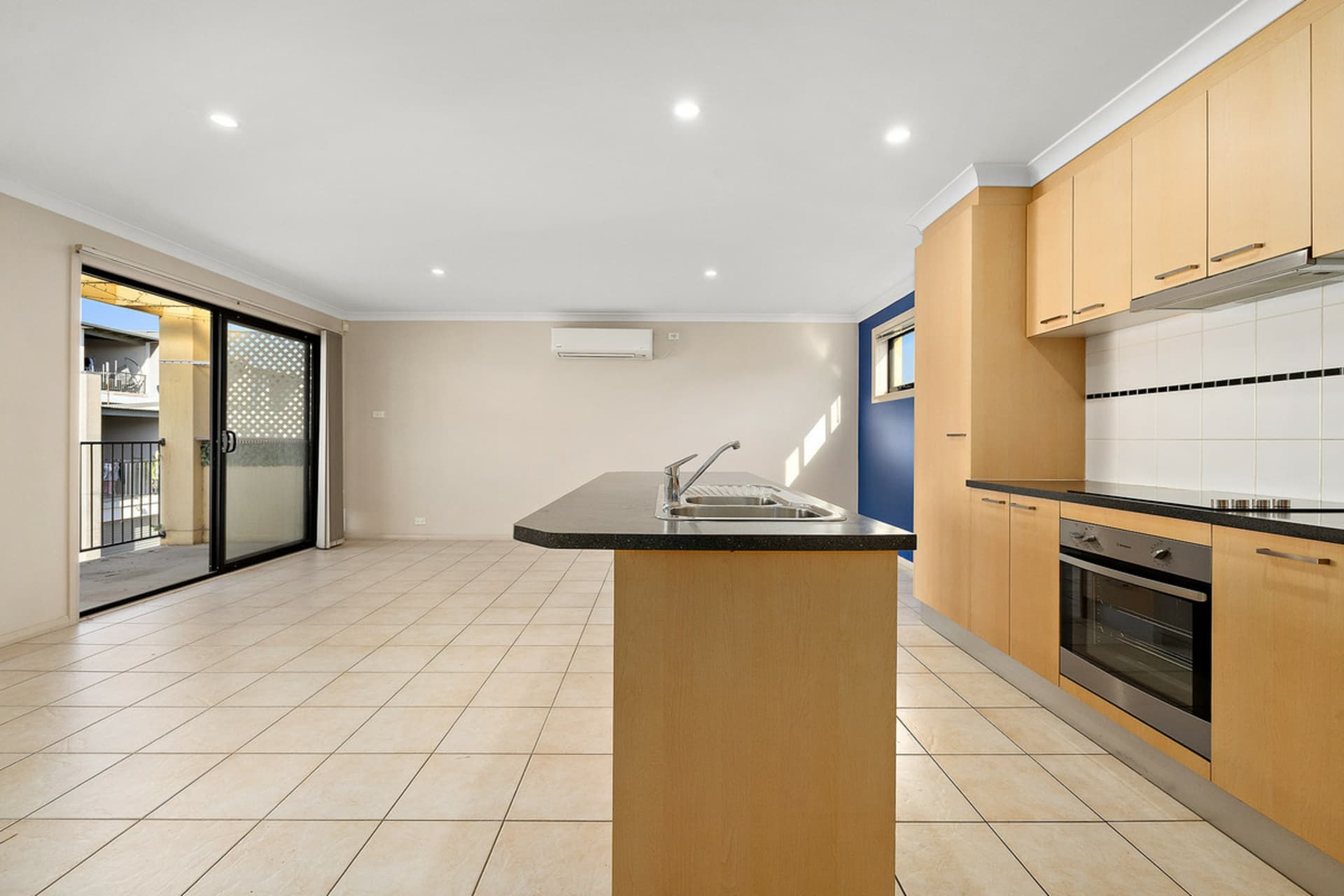 2/69 Hall Best Lane, Gungahlin, Gungahlin - Thumbnail 5