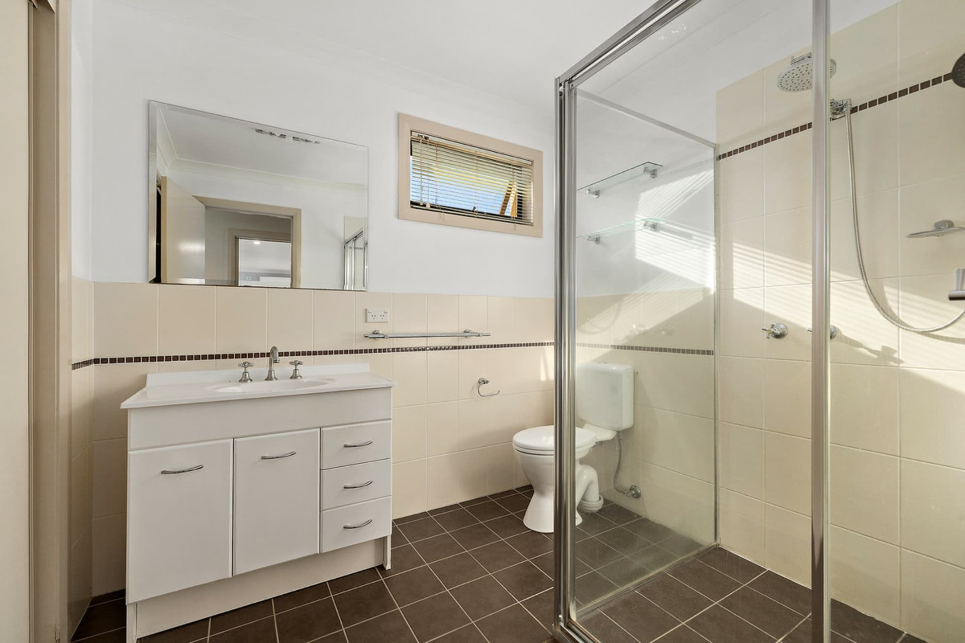 2/69 Hall Best Lane, Gungahlin, Gungahlin - Thumbnail 8