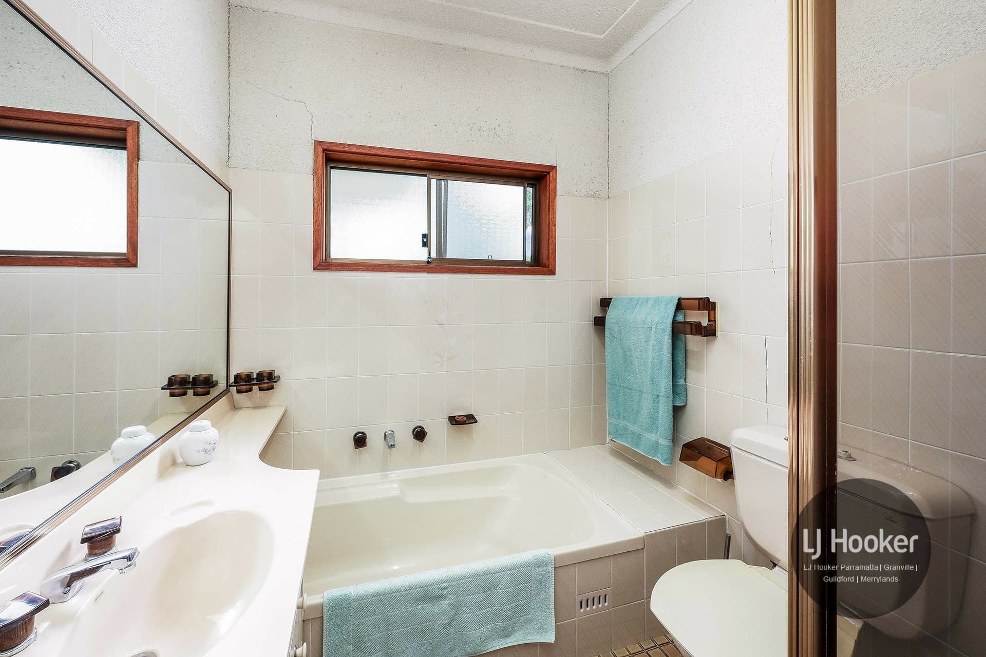 1 Ronald Place, Guildford, Guildford - Thumbnail 8