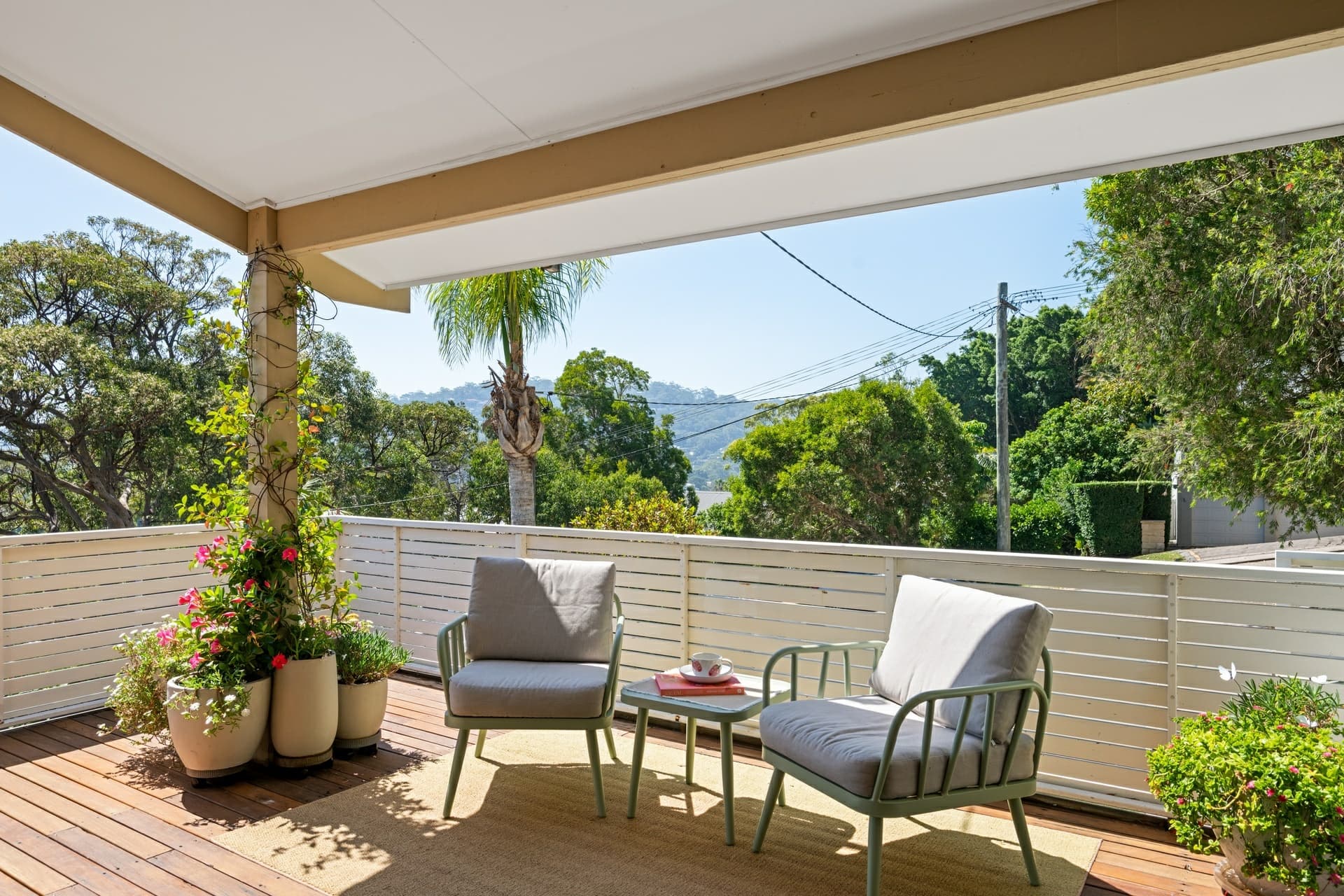 145 Queens Parade East, Newport, Newport - Image 1