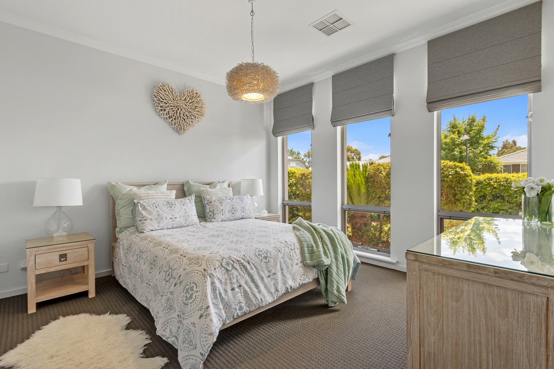 6 Chestnut Drive, Parafield Gardens, Parafield Gardens - Thumbnail 3