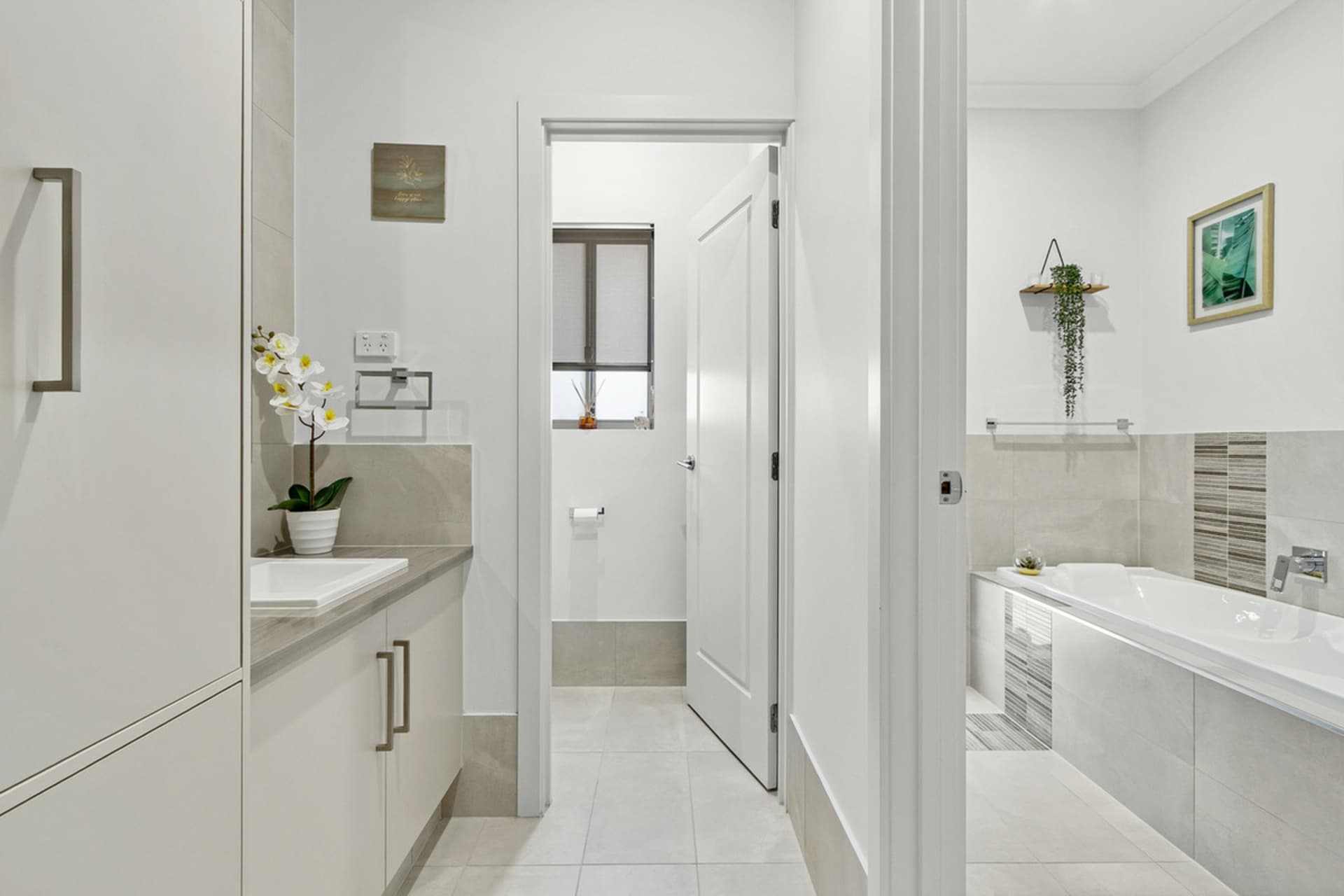 6 Chestnut Drive, Parafield Gardens, Parafield Gardens - Thumbnail 6