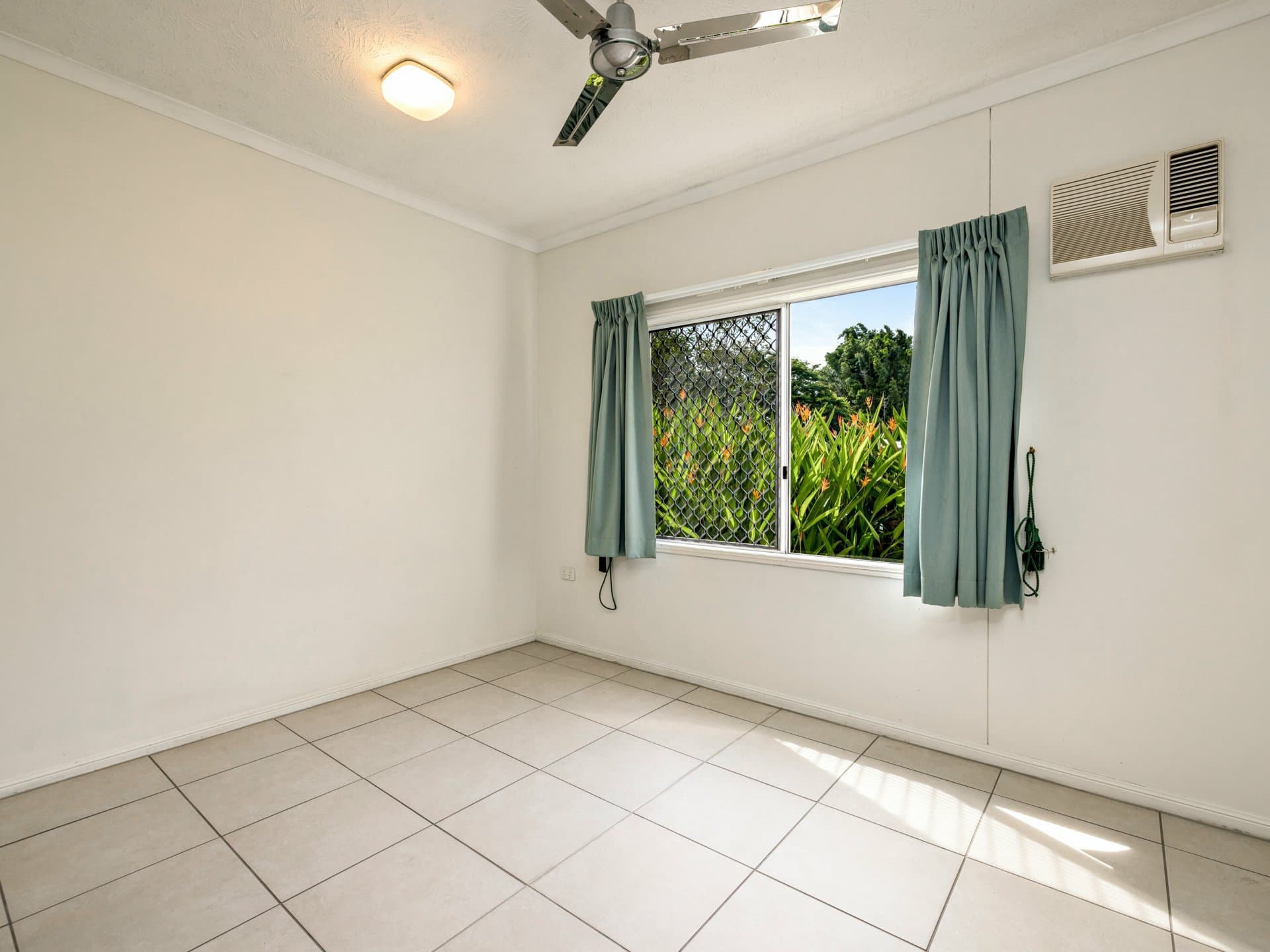 2/115 Buchan Street, Bungalow, Bungalow - Thumbnail 7
