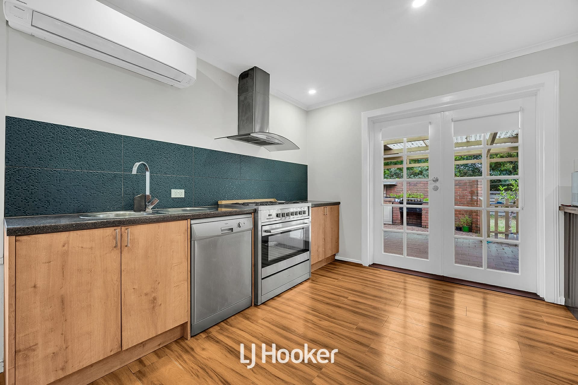 14 Prospect Hill Road, Narre Warren, Narre Warren - Thumbnail 5