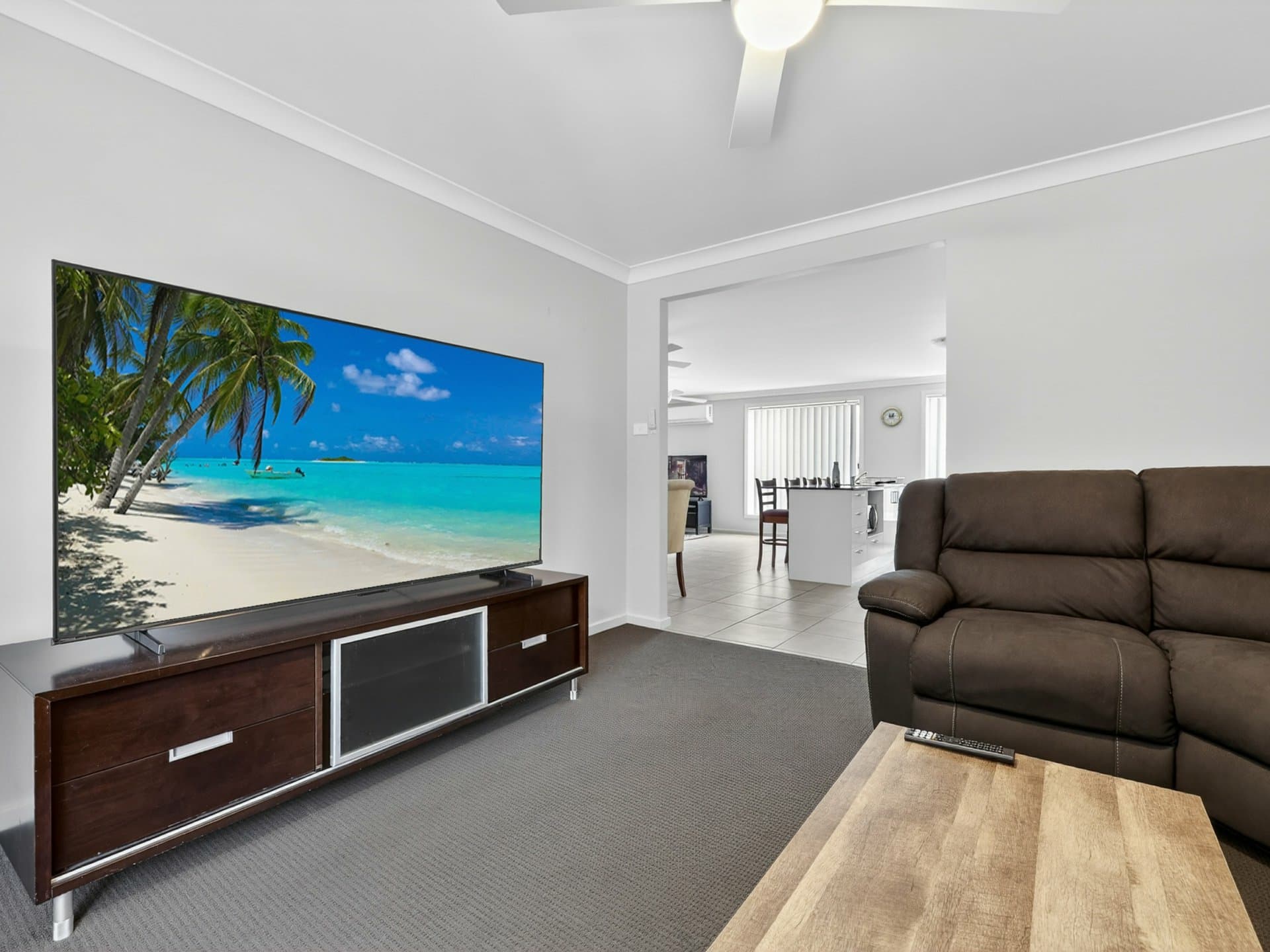 91 Fairmont Boulevard, Hamlyn Terrace, Hamlyn Terrace - Thumbnail 2