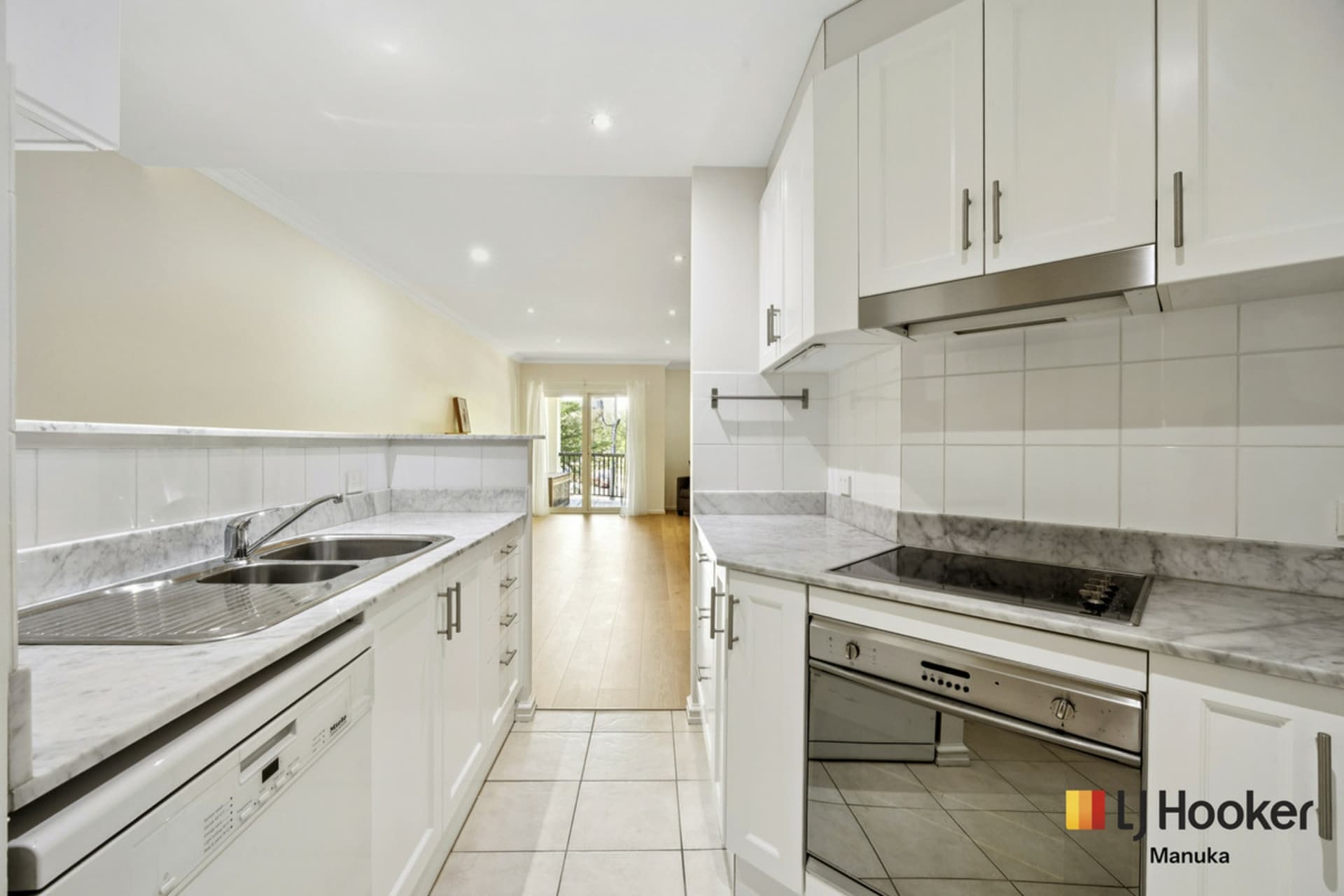 9/20 New South Wales Crescent, Forrest, Forrest - Thumbnail 4