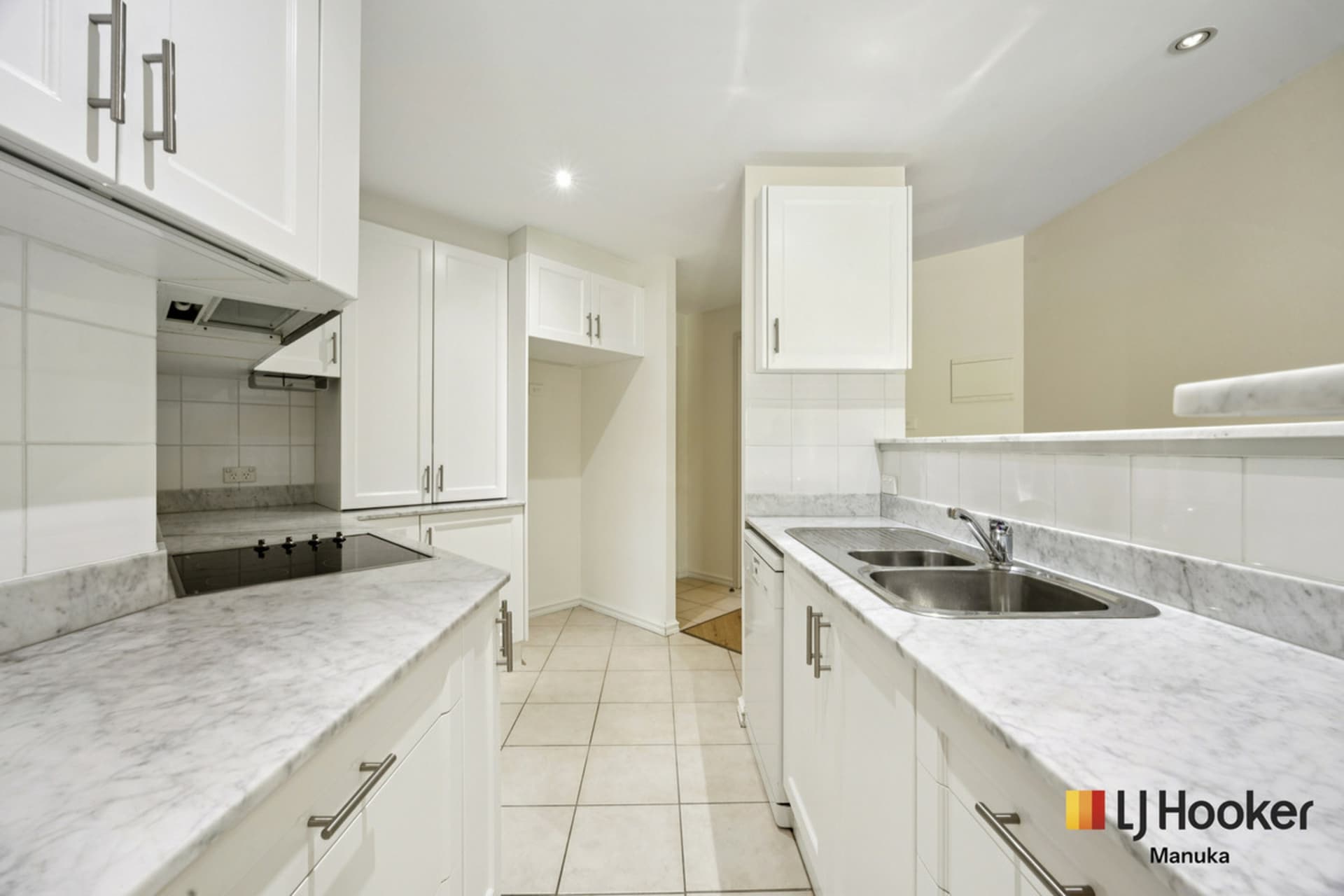 9/20 New South Wales Crescent, Forrest, Forrest - Thumbnail 5