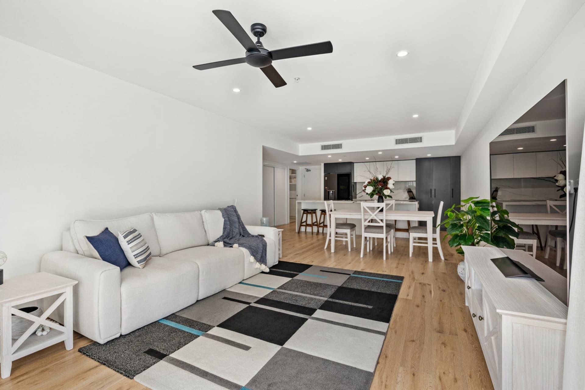 4/136 Broadwater Terrace, Redland Bay, Redland Bay - Thumbnail 5