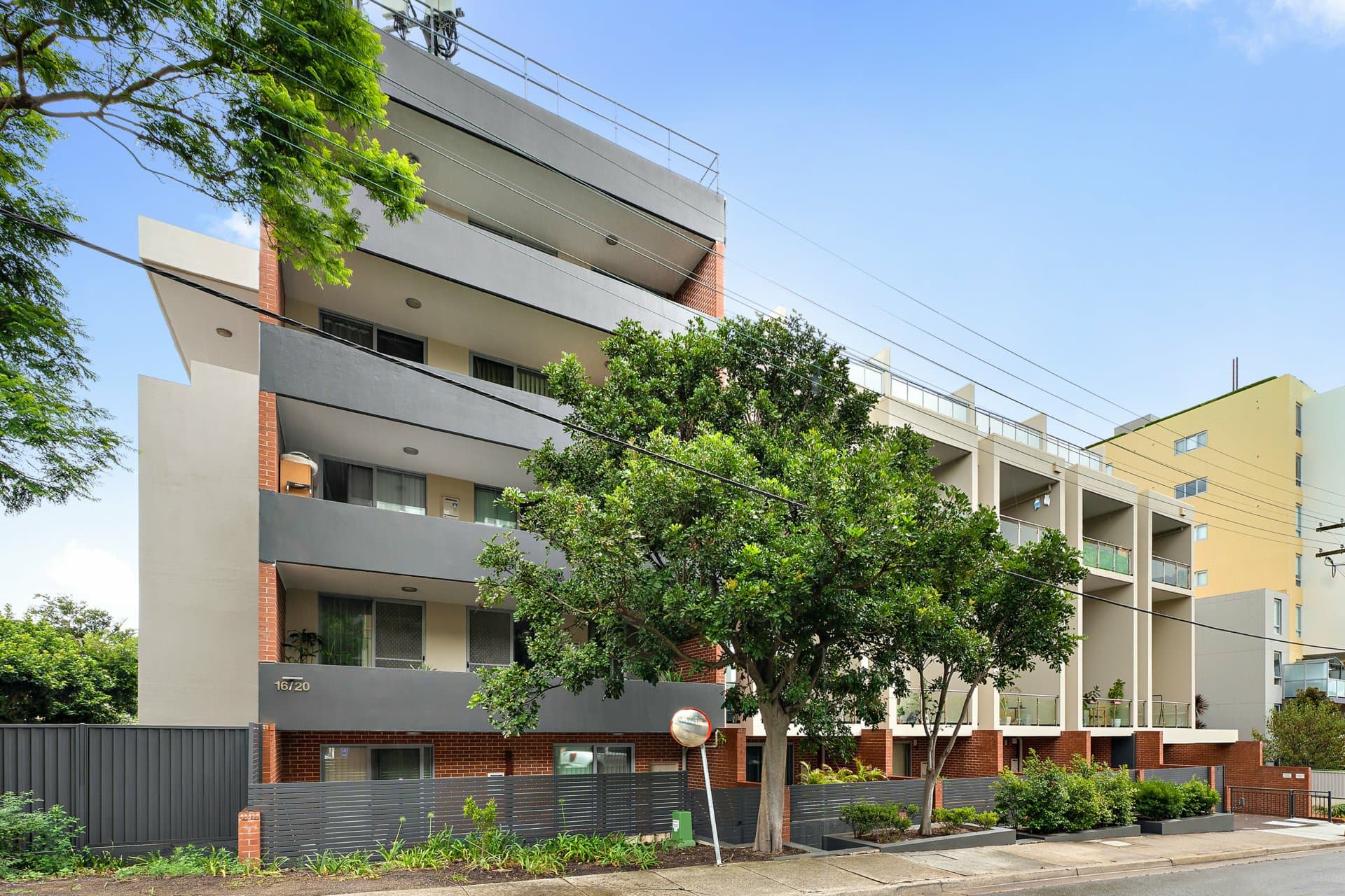 8/16-20 Grosvenor Street, Croydon, Croydon - Image 1