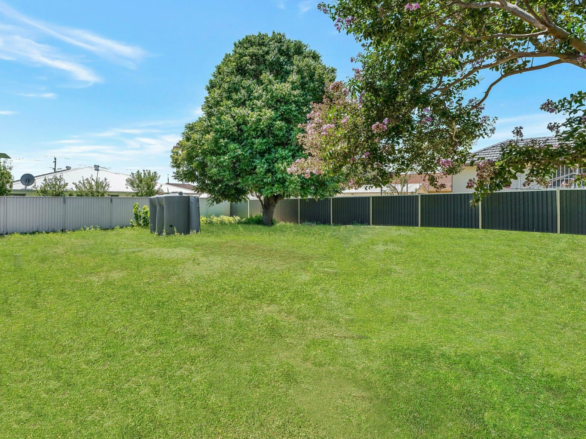 17 & 19 Adrian Avenue, Lurnea, Lurnea - Thumbnail 7