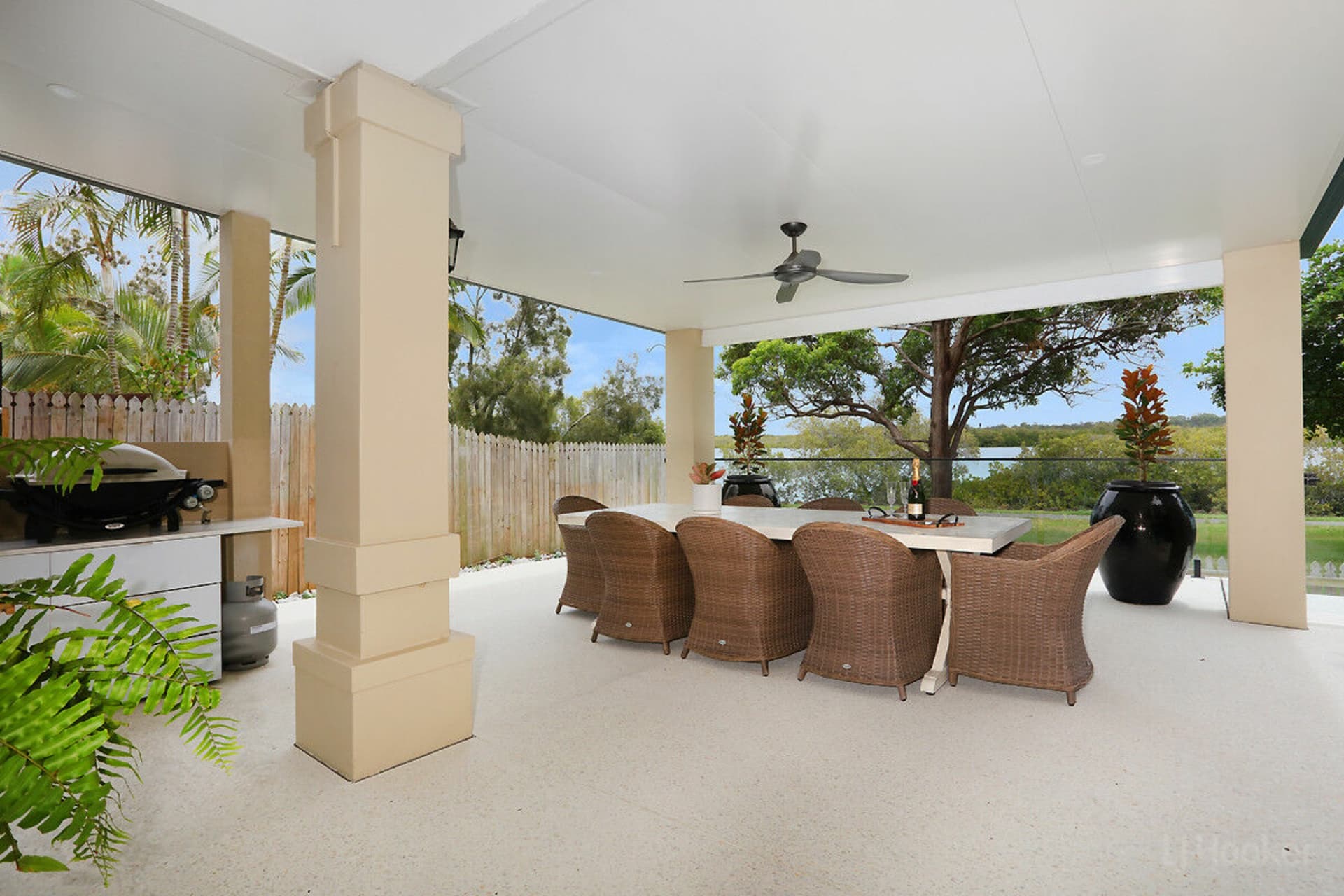 286/125 Hansford Road, Coombabah, Coombabah - Thumbnail 3