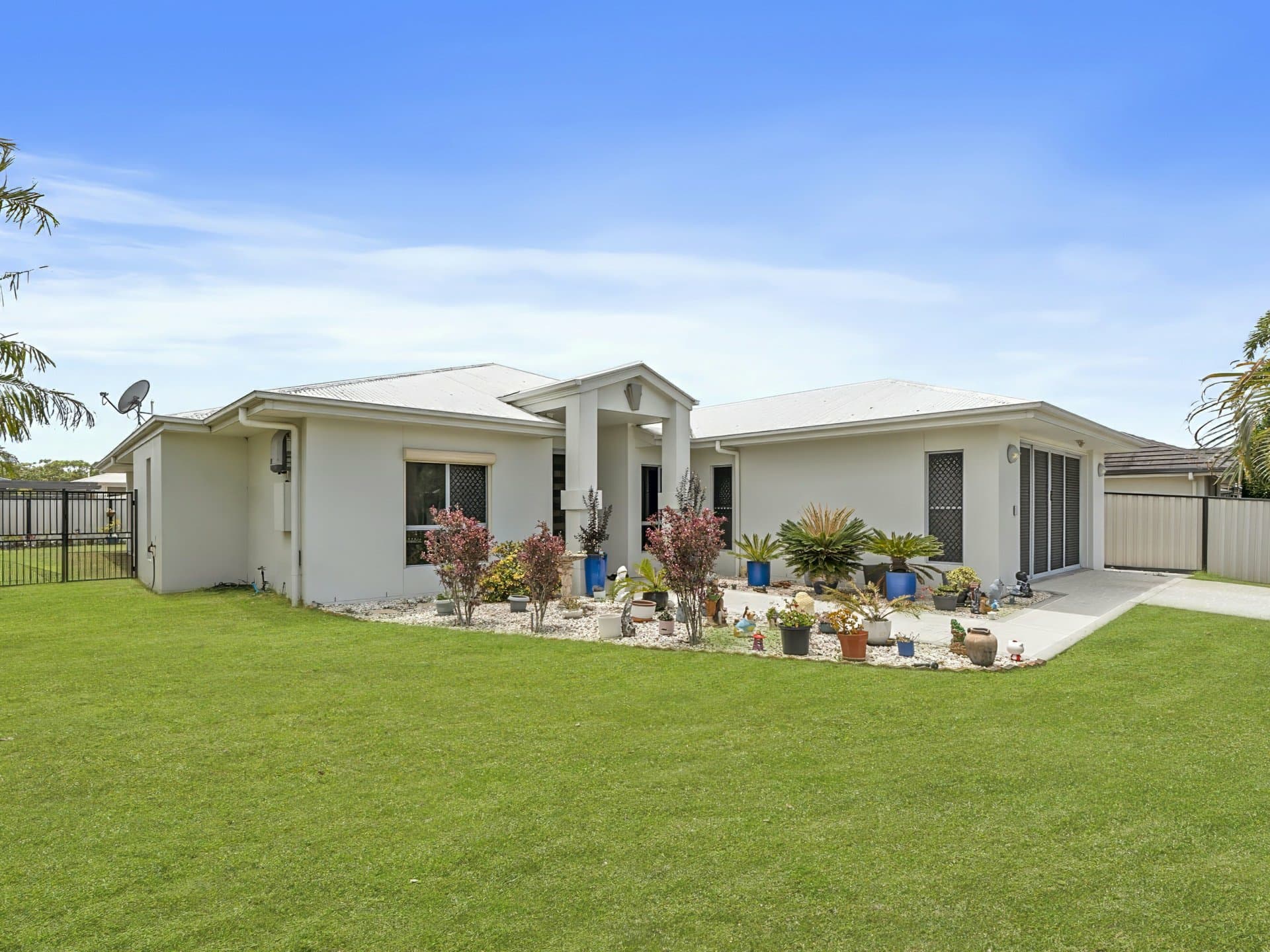 36 Pentas Drive, Bongaree, Bongaree - Thumbnail 2
