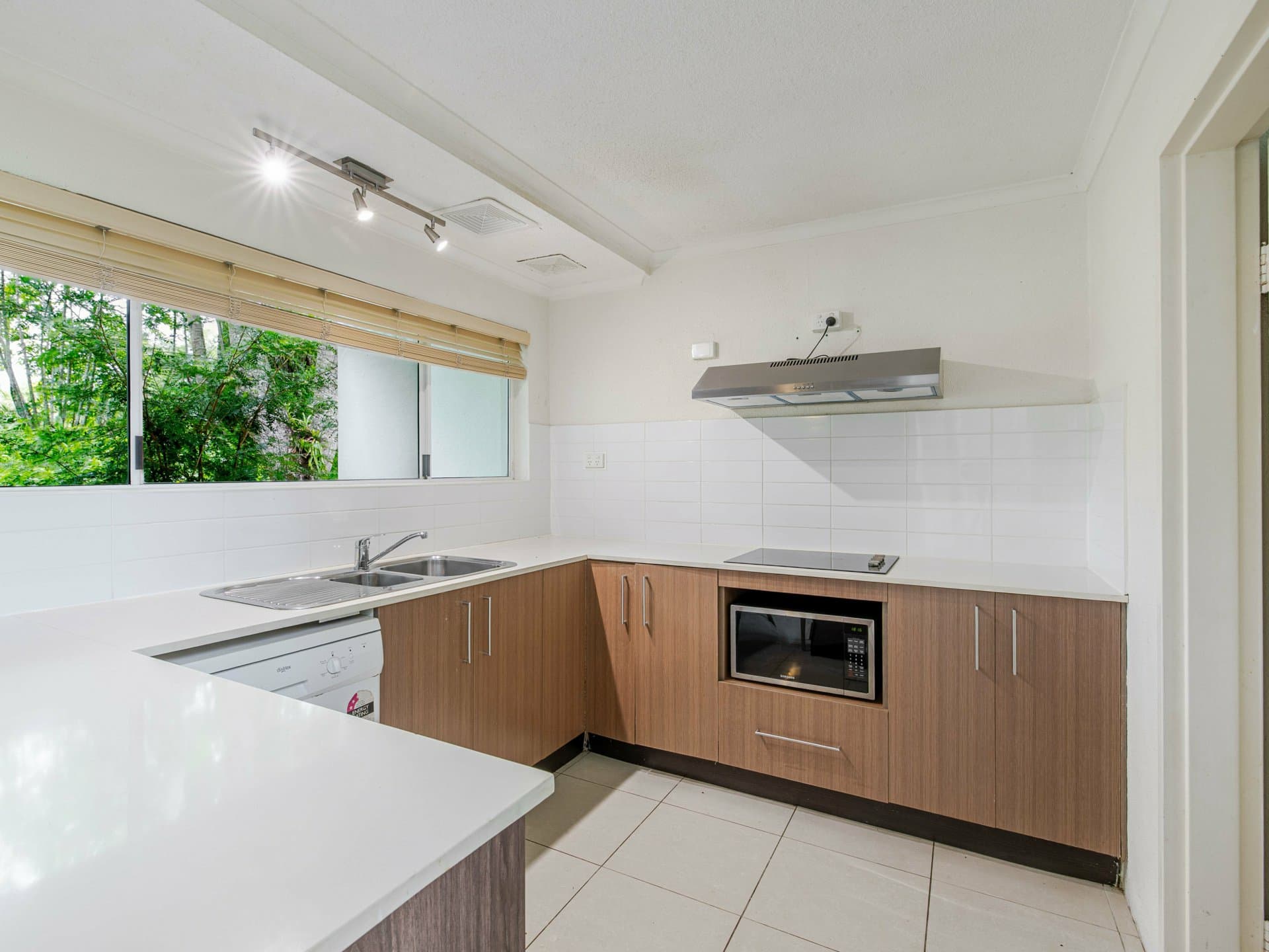 4/121-137 Port Douglas Road, Port Douglas, Port Douglas - Thumbnail 5