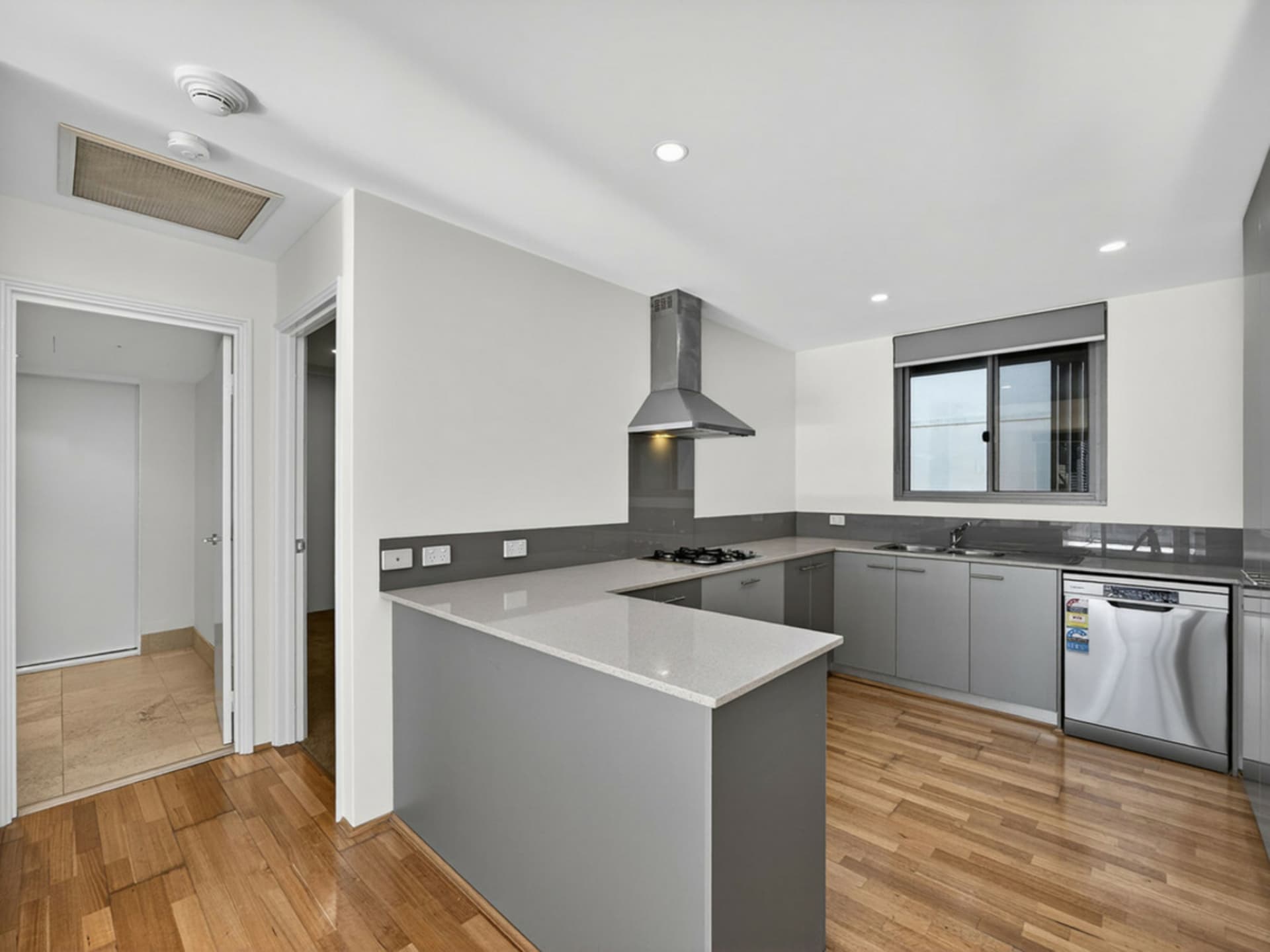 10/128 Brown Street, East Perth, East Perth - Thumbnail 4