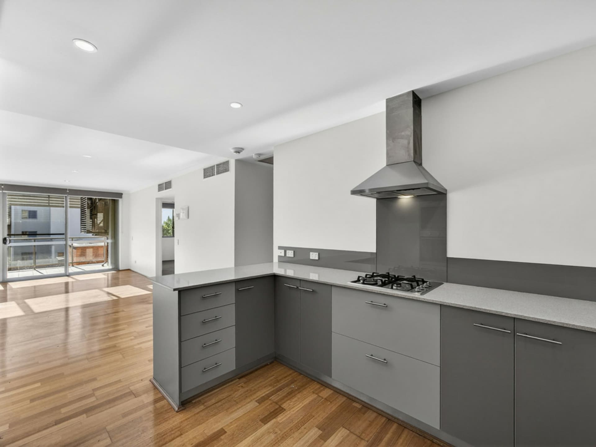 10/128 Brown Street, East Perth, East Perth - Thumbnail 6